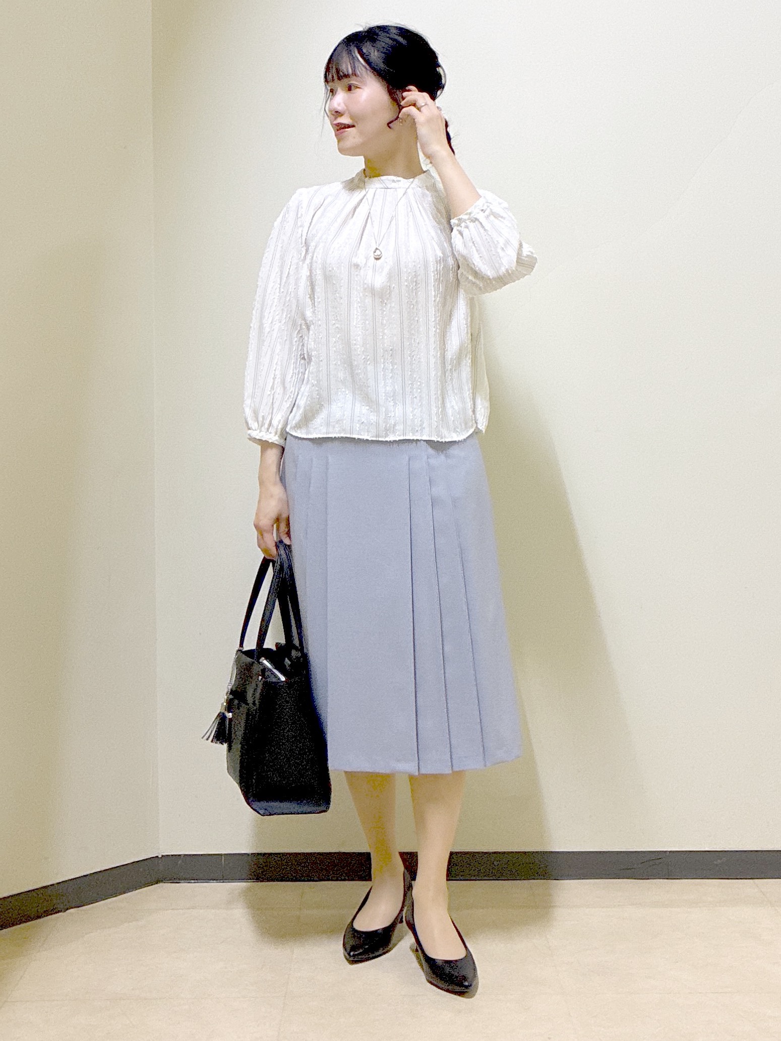  beni_gingerさんの「Reflect｜【セットアップ可】ストライプ柄ジャカードブラウス」を使ったコーディネート