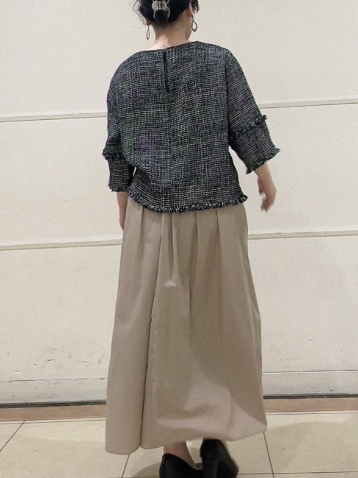 watanabeさんの「UNTITLED｜【洗える】ツイードドルマンブラウス」を使ったコーディネート