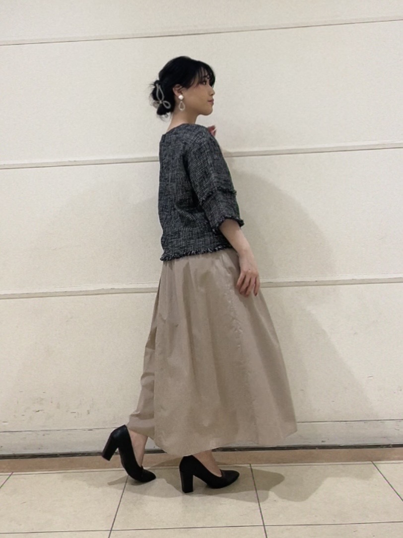 watanabeさんの「UNTITLED｜【洗える】ツイードドルマンブラウス」を使ったコーディネート