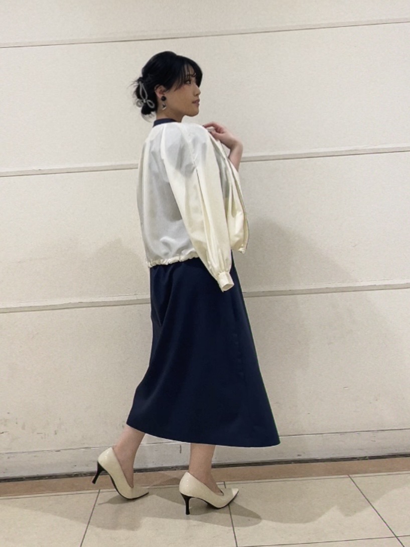 watanabeさんの「UNTITLED｜【洗える/前開きボタン】シャンブレーシャツワンピース」を使ったコーディネート