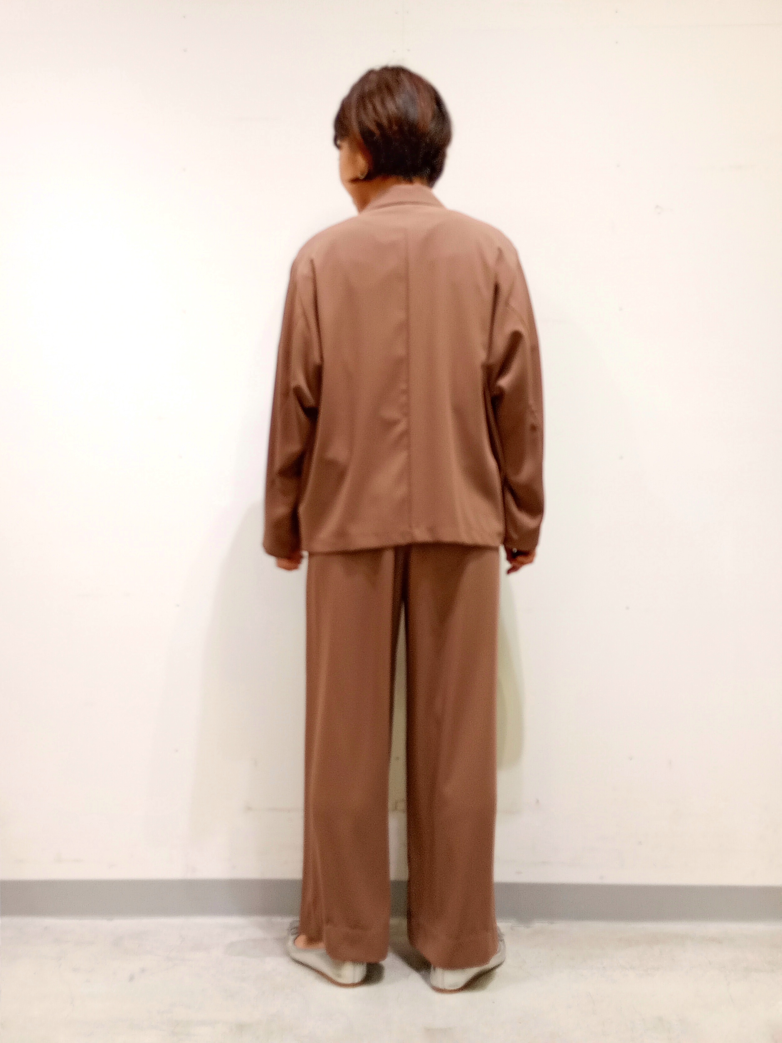 Kさんの「INDIVI｜【さらに軽く軽快！／着る日傘】ドルマンダブルジャケット」を使ったコーディネート