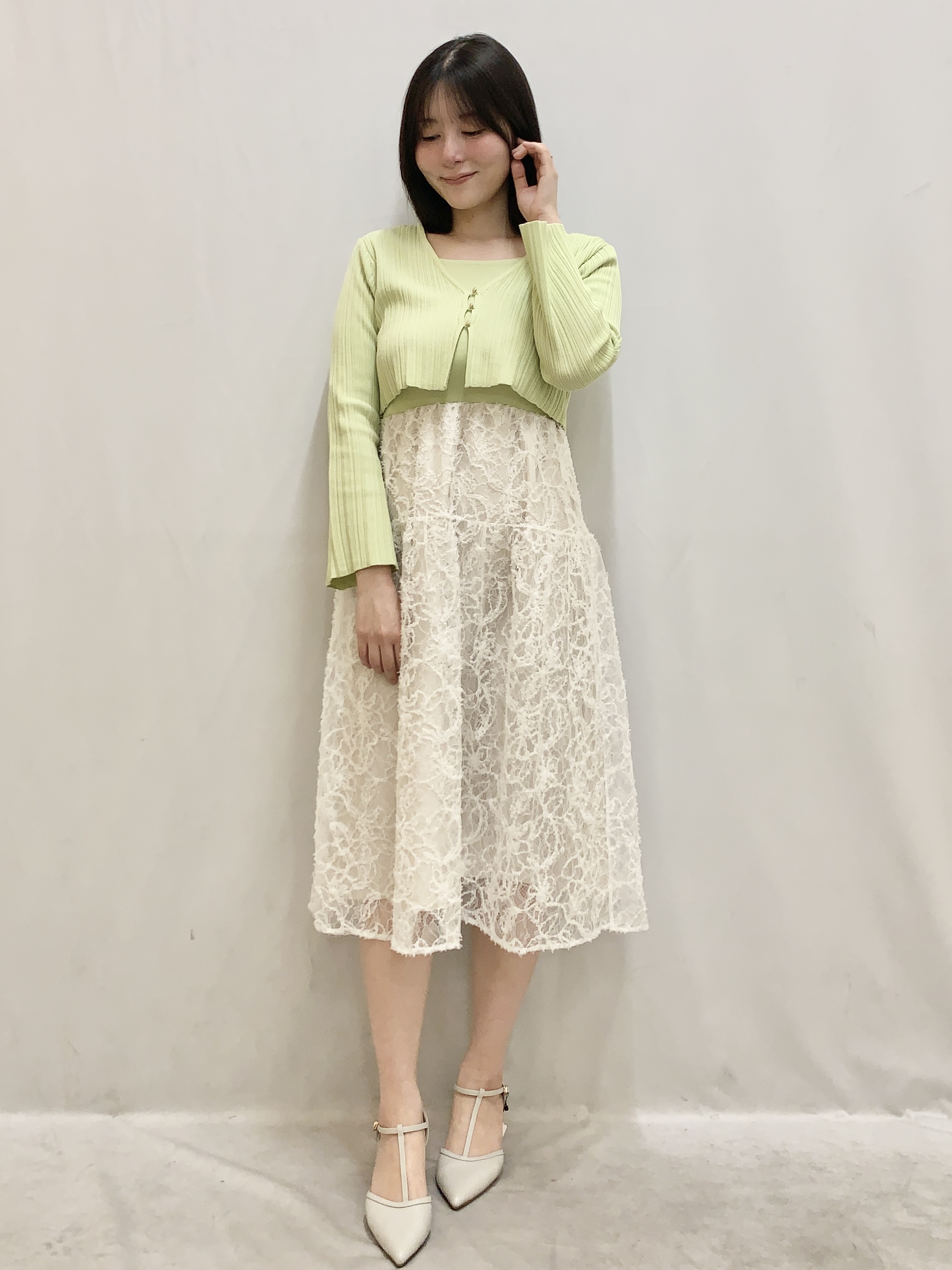 kasumiさんの「index｜《ツインセット》カーディガン&times;ニットドッキングワンピース【洗濯機OK】」を使ったコーディネート