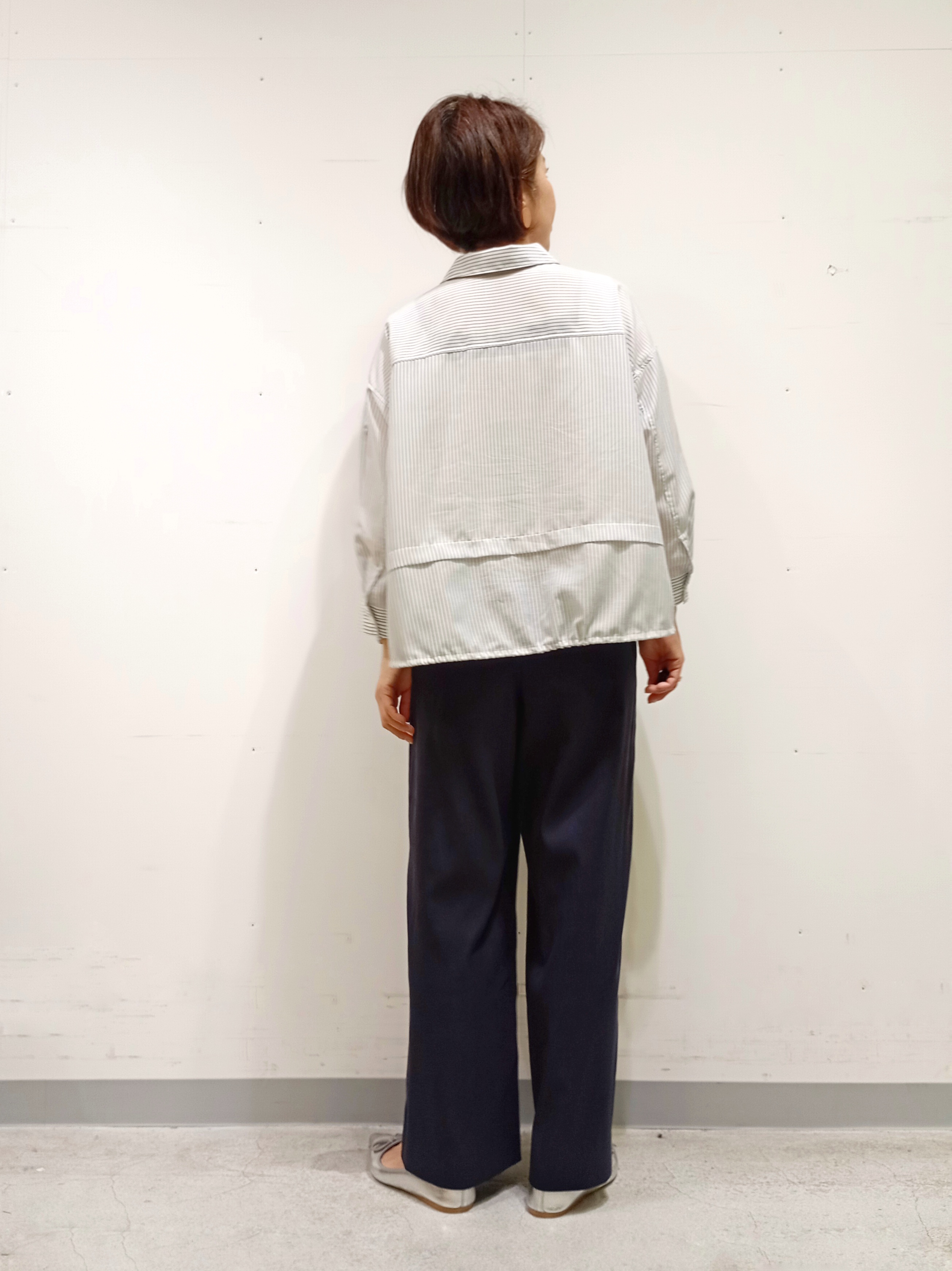 Kさんの「INDIVI｜【接触冷感／洗える／2WAY】ドロスト付 シアーシャンブレーシャツ」を使ったコーディネート
