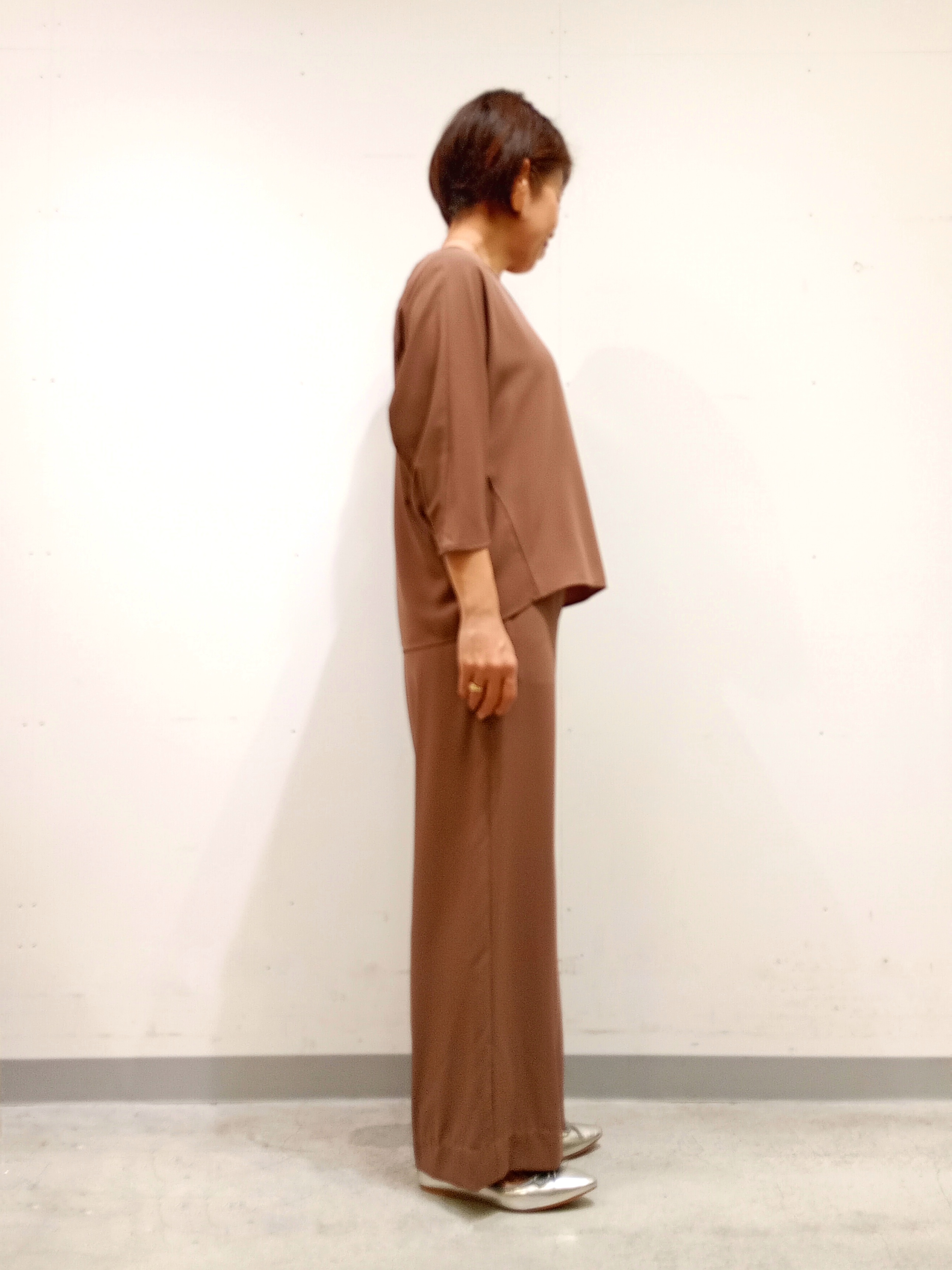 Kさんの「INDIVI｜【さらに軽く軽快！／着る日傘】イージーワイドパンツ」を使ったコーディネート