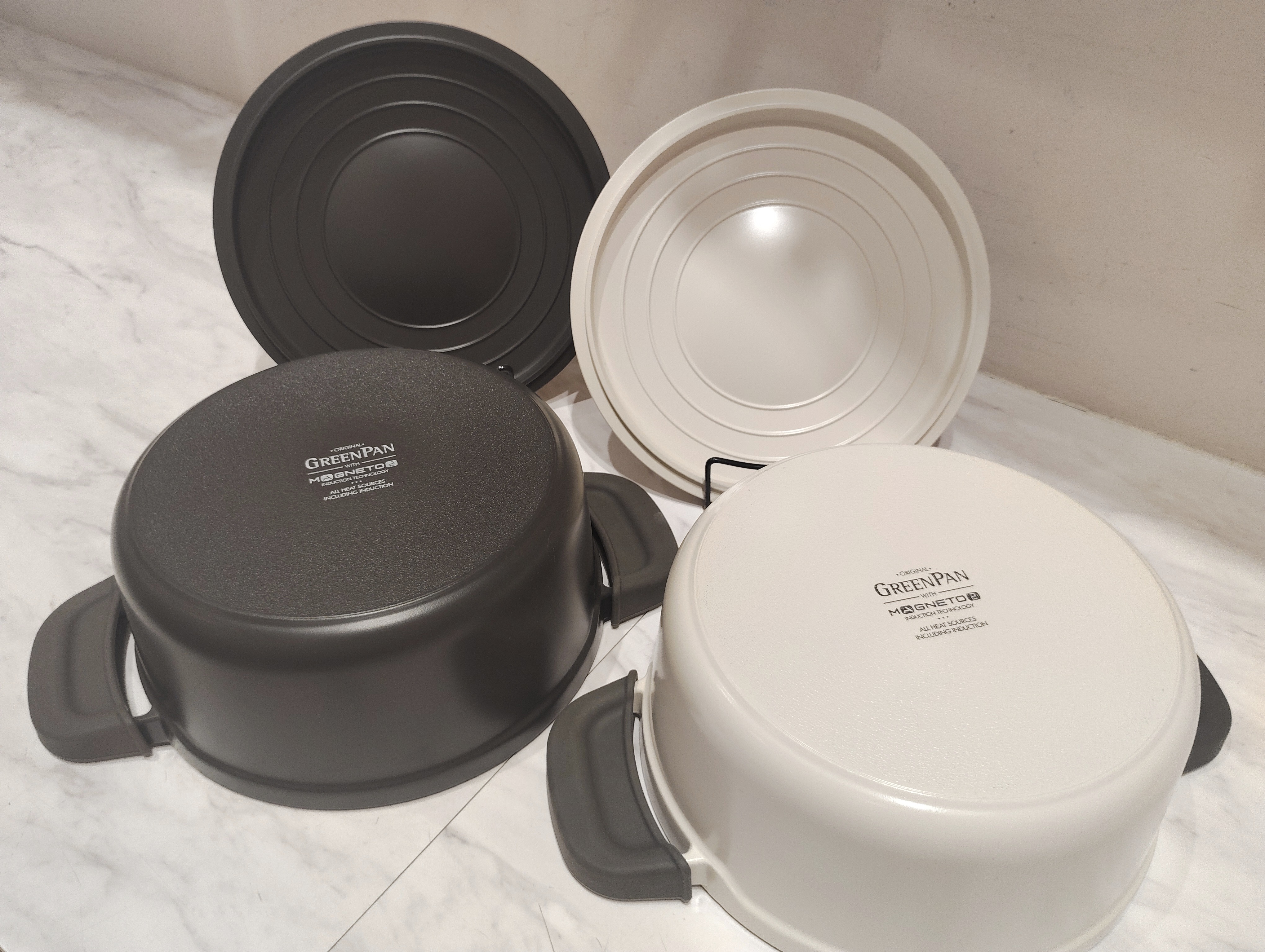 haraさんの「212 KITCHEN STORE｜フェザーウェイト・ココット 22cm CR ＜GreenPan グリーンパン＞」を使ったコーディネート