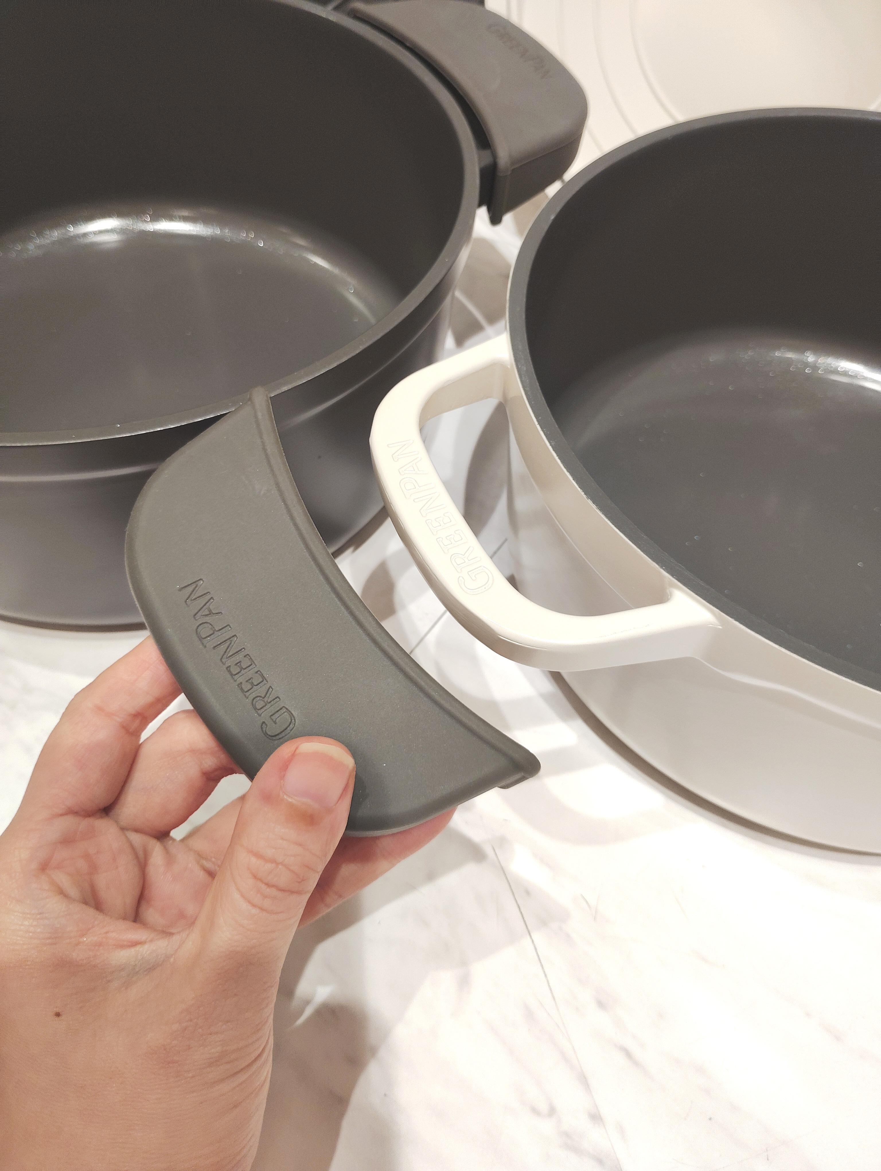 haraさんの「212 KITCHEN STORE｜フェザーウェイト・ココット 22cm CR ＜GreenPan グリーンパン＞」を使ったコーディネート