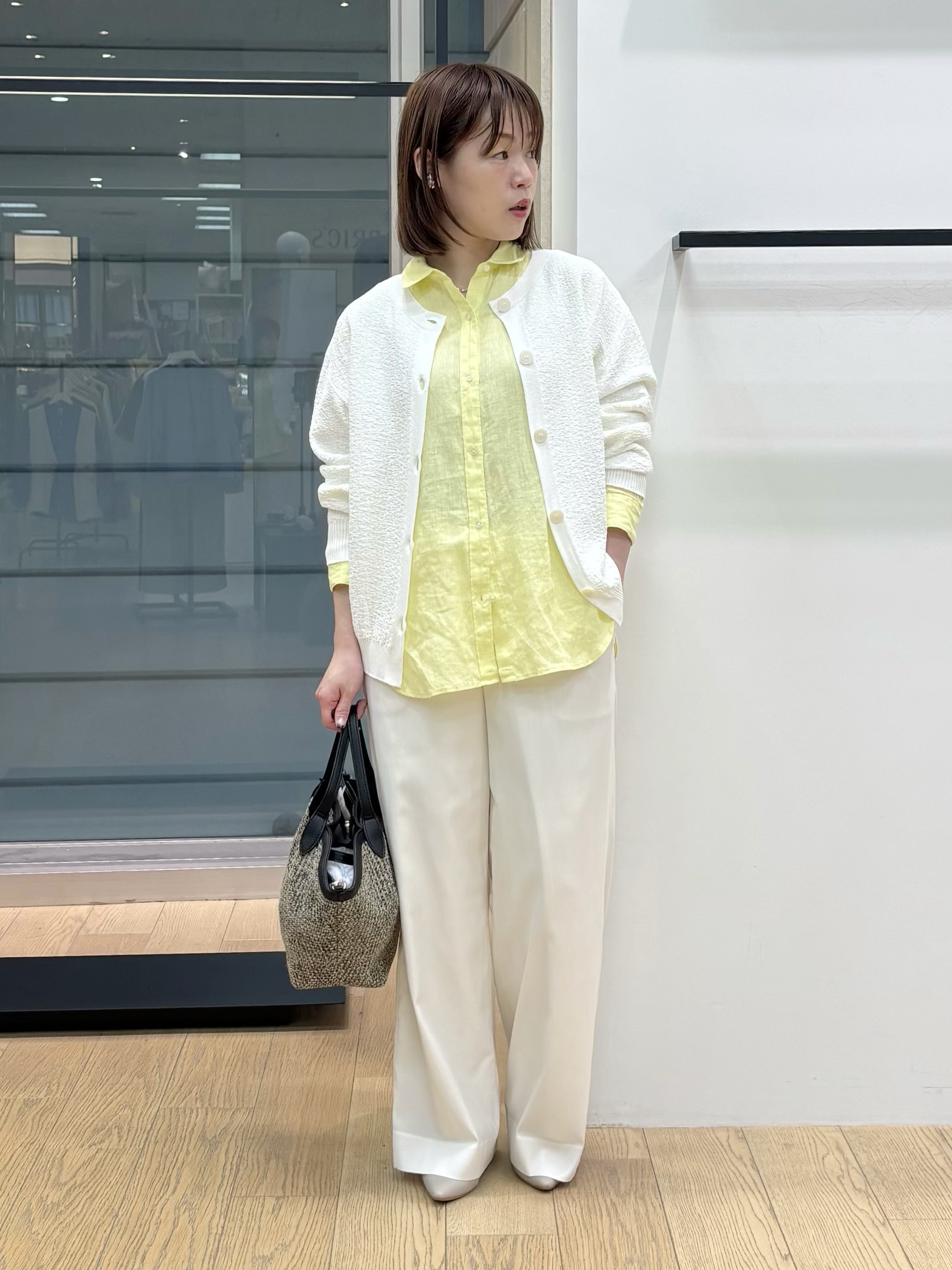 asamiさんの「INDIVI｜【接触冷感／2WAY】カシュクールリネンシャツ」を使ったコーディネート