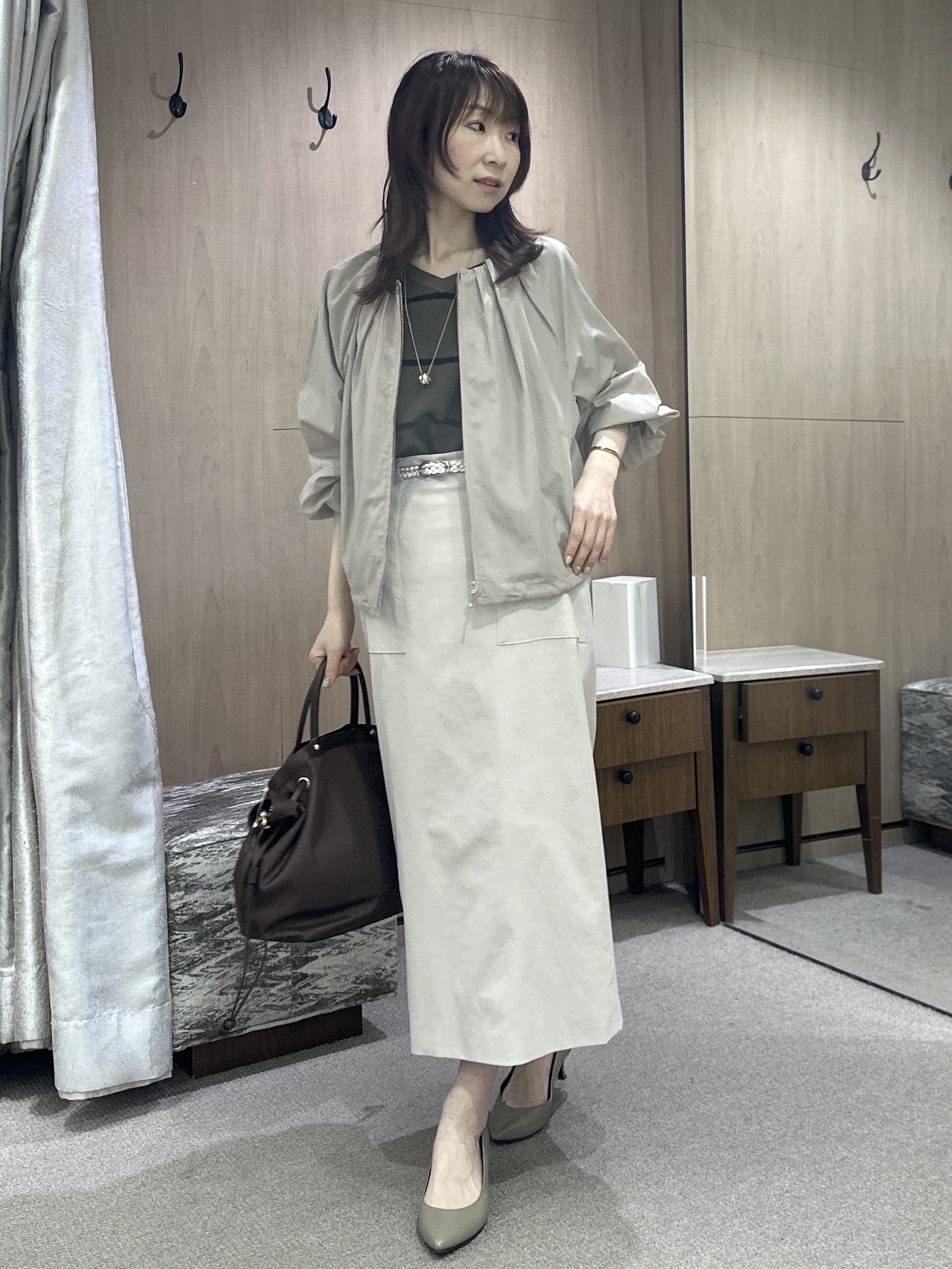 Miwaさんの「UNTITLED｜【11色展開/体型カバー】前後2WAYフレンチスリーブニット」を使ったコーディネート