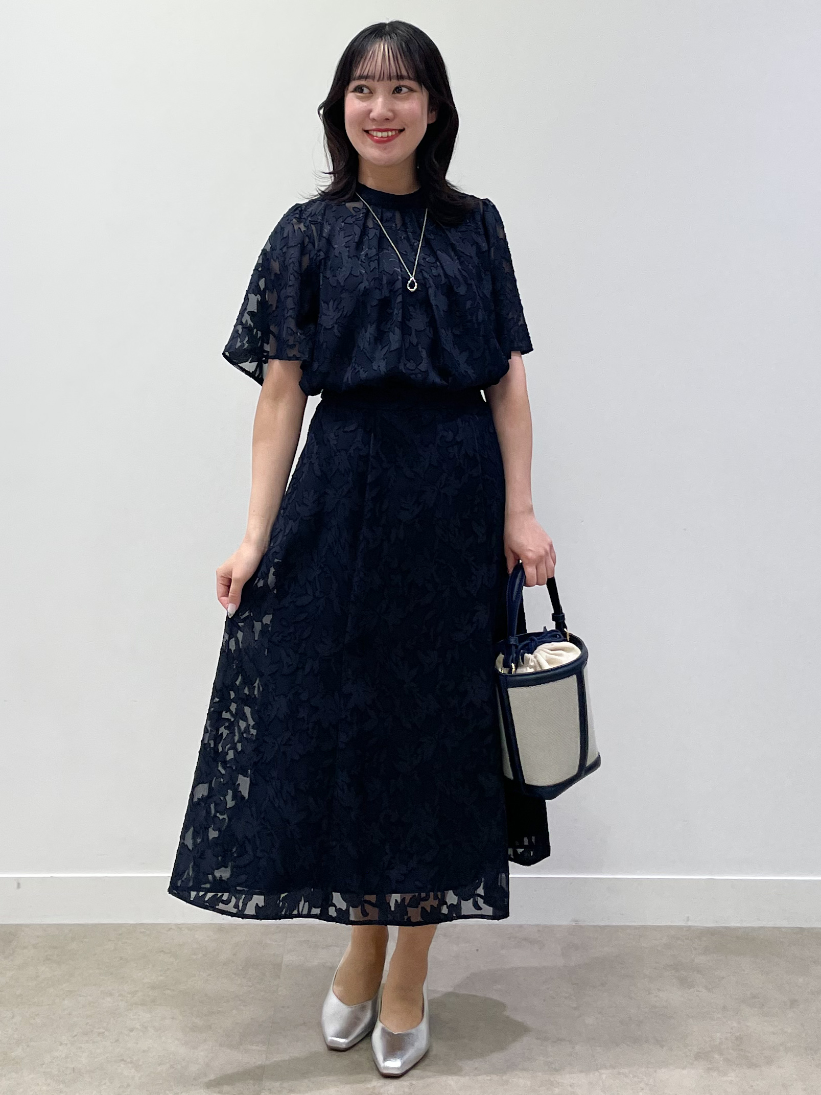 yukariさんの「Reflect｜【選べる2柄／セットアップ可】プチスタンドカラーブラウス」を使ったコーディネート