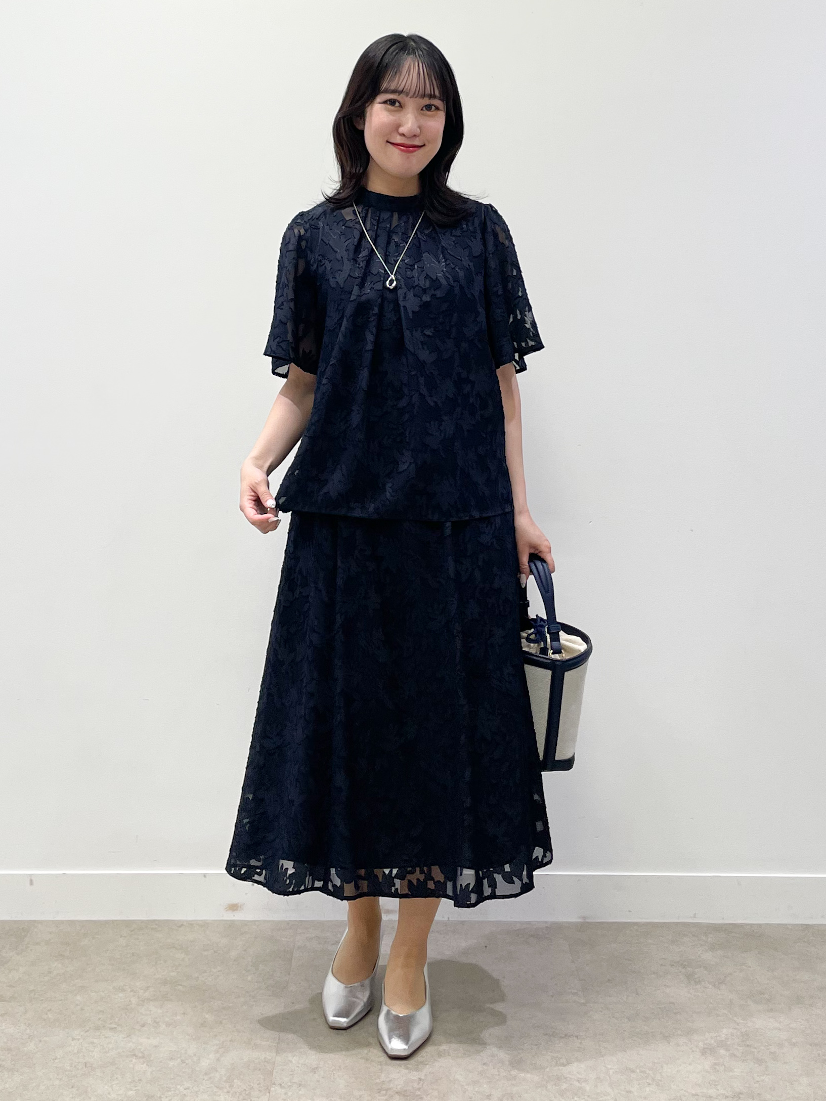 yukariさんの「Reflect｜【選べる2柄／セットアップ可】プチスタンドカラーブラウス」を使ったコーディネート