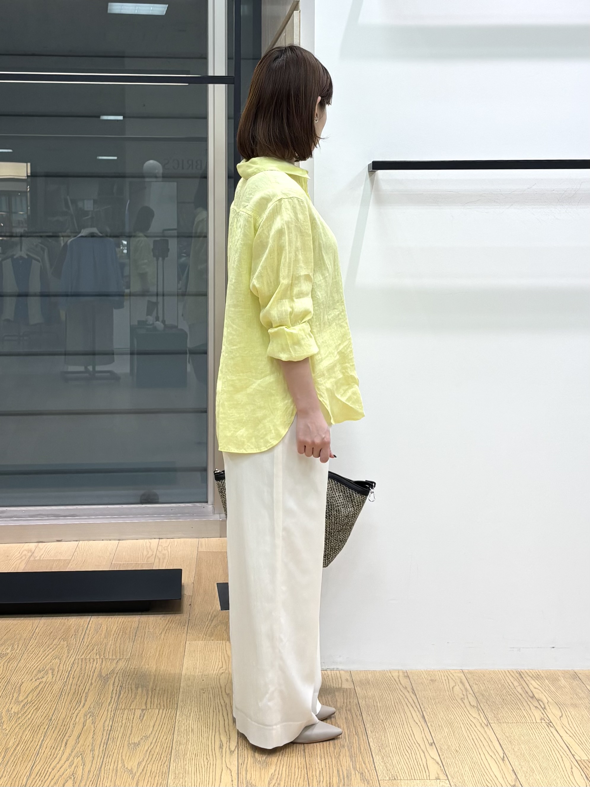 asamiさんの「INDIVI｜【接触冷感／2WAY】カシュクールリネンシャツ」を使ったコーディネート