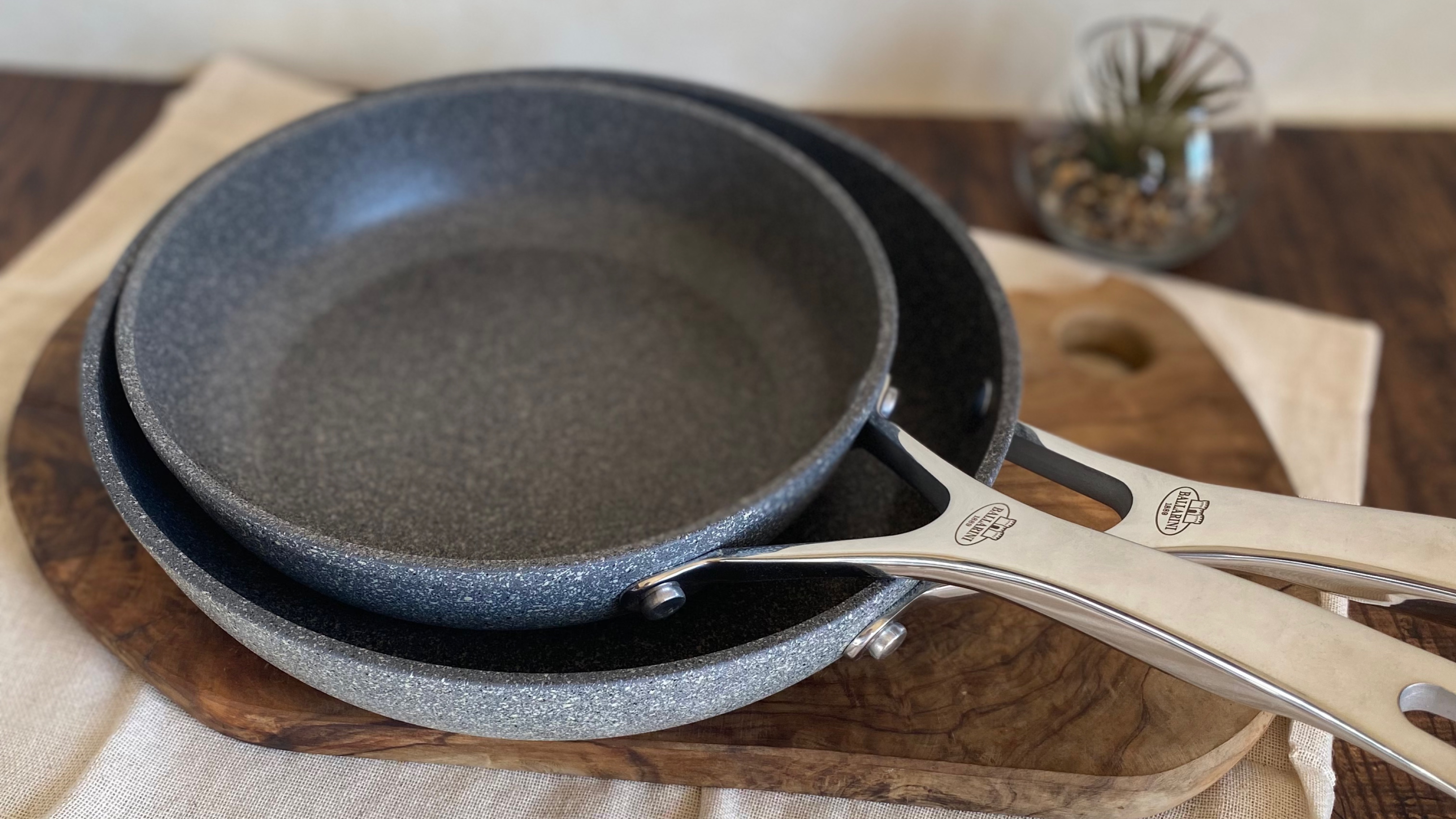 むうさんの「212 KITCHEN STORE｜サリーナ フライパン 20cm ＜BALLARINI バッラリーニ＞」を使ったコーディネート