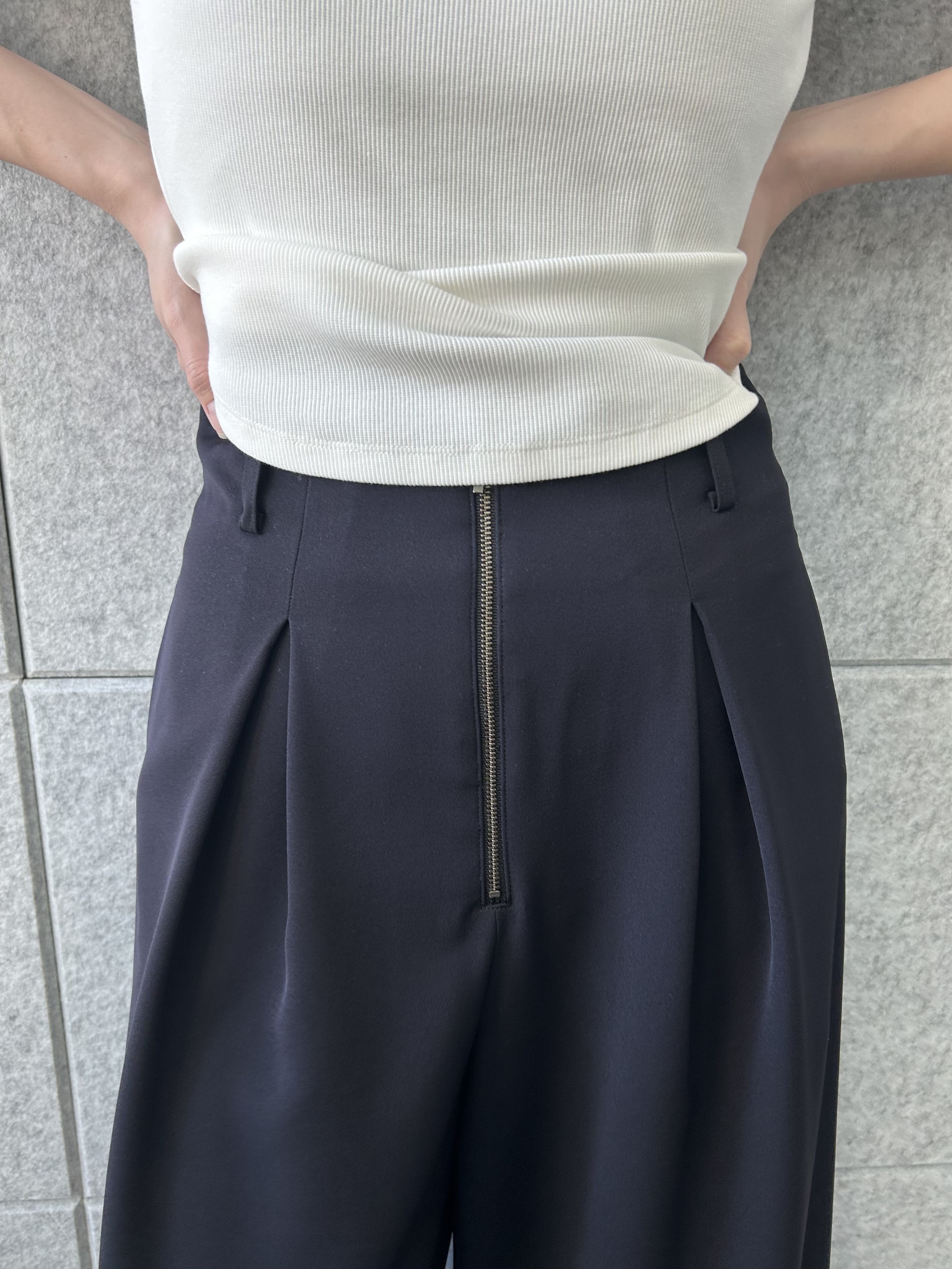 honoka Aさんの「CODE A｜rib jersey point neck tee」を使ったコーディネート