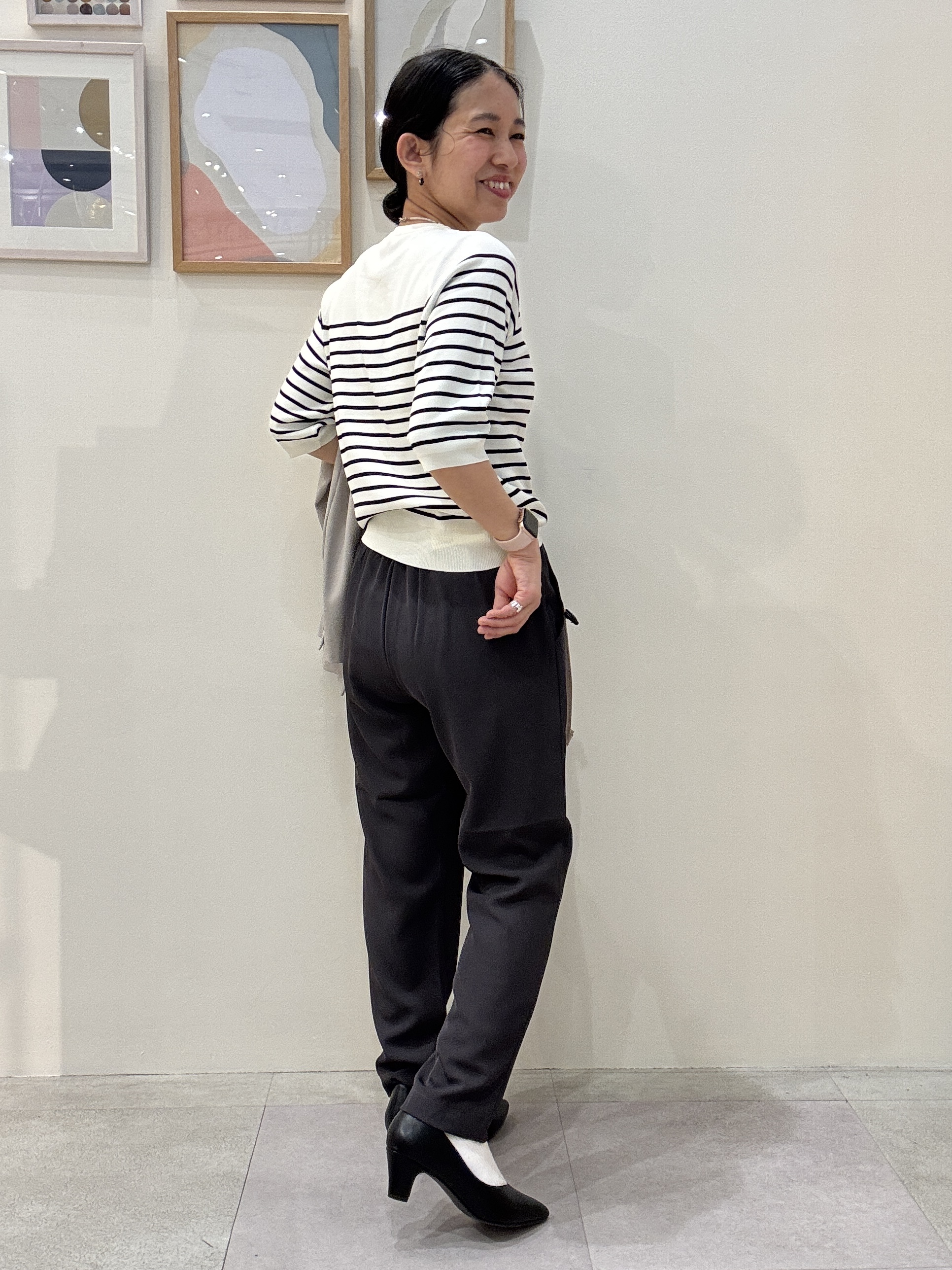 たけぴさんの「SHOO･LA･RUE｜【毎日洗える/S-LL/ひんやり/UV】上半身すっきり 二の腕見せない5分袖ニット」を使ったコーディネート