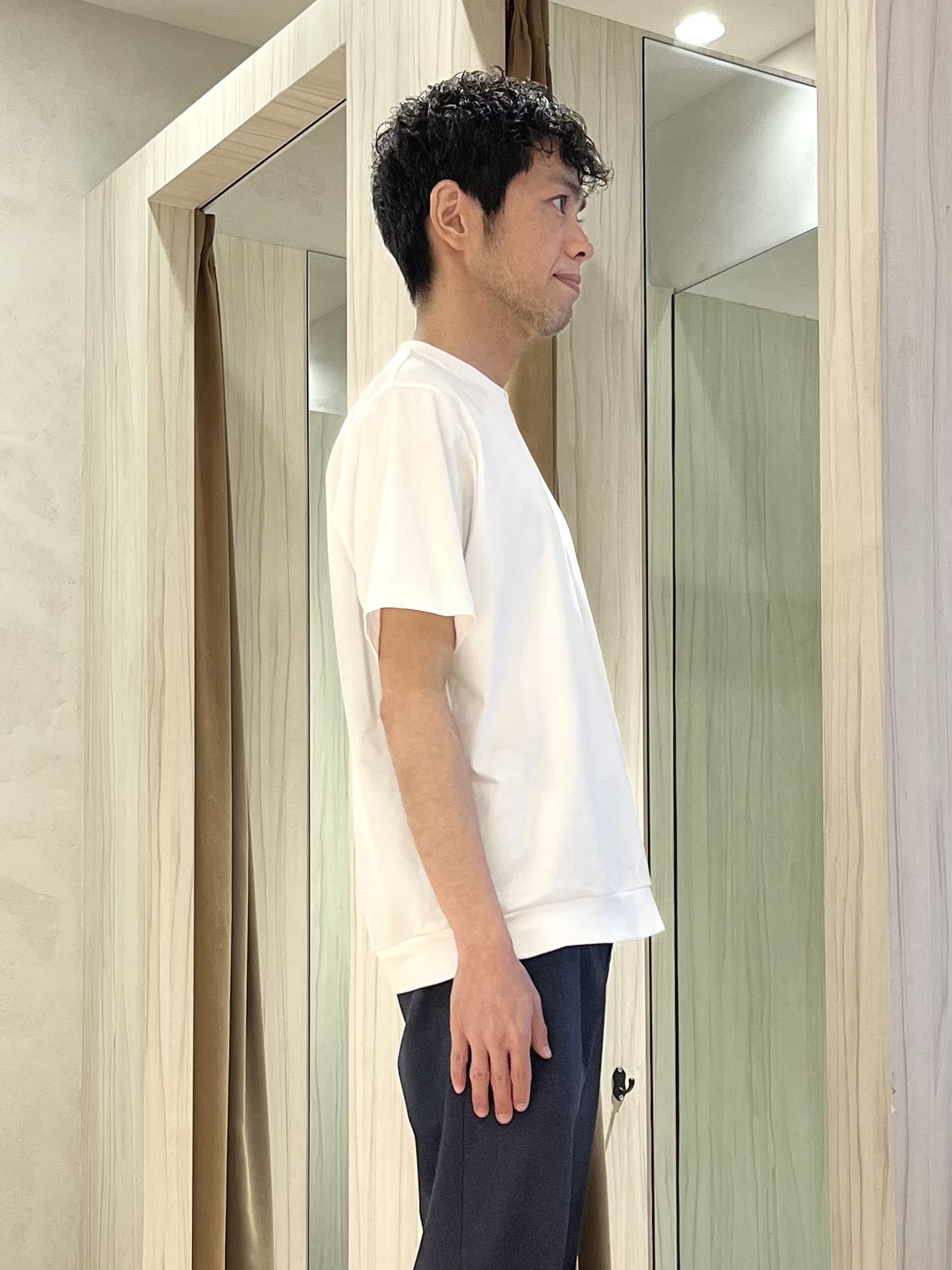 URAさんの「TAKEO KIKUCHI｜【360&deg;ストレッチ/軽量】None Of Stress ライト ジャケット（セットアップ対応）」を使ったコーディネート