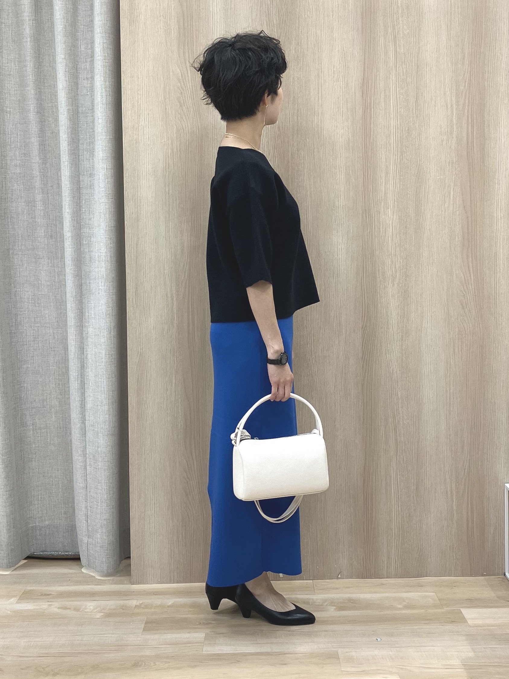 Keiさんの「grove｜【貴島明日香さん着用／洗濯機OK】レイヤードにもおすすめ、軽やかクロップドニット」を使ったコーディネート