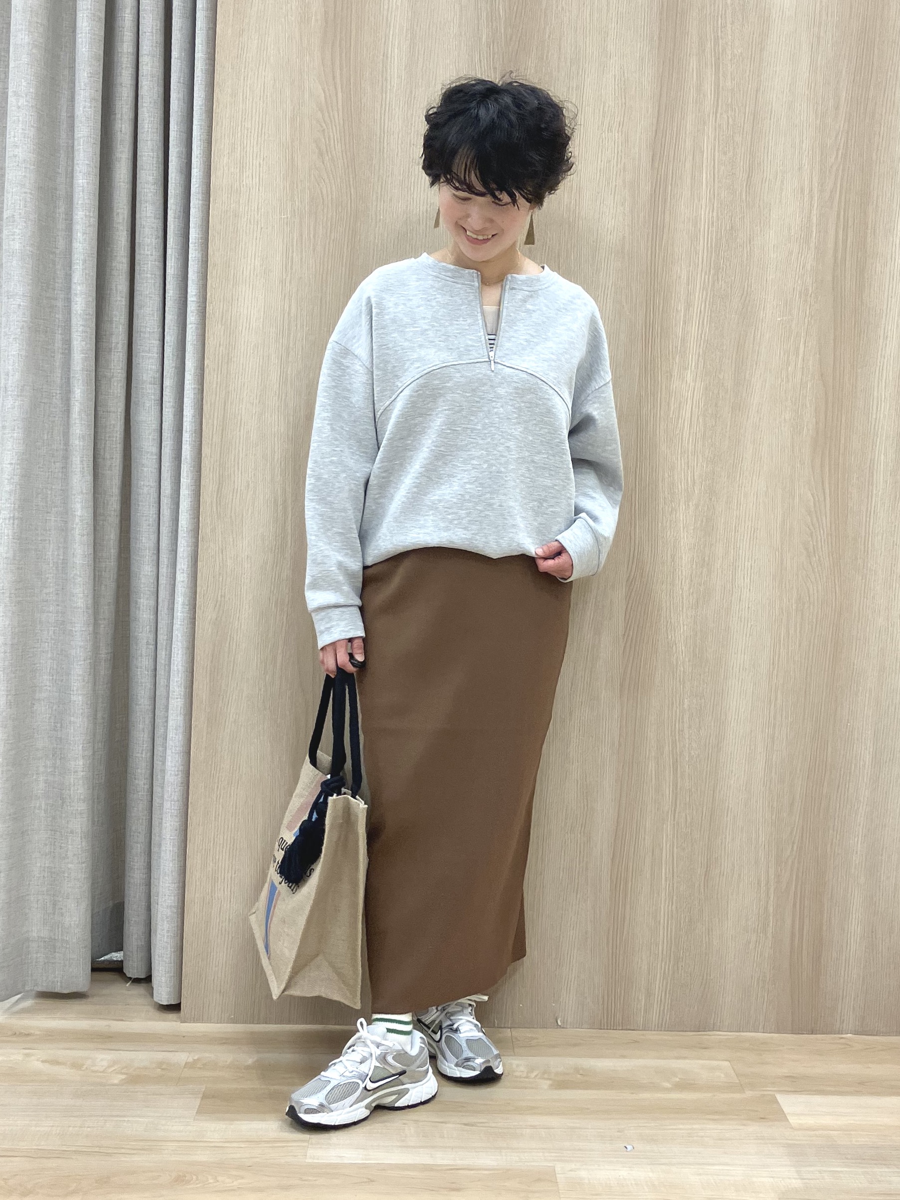 Keiさんの「grove｜【貴島明日香さん着用／洗濯機OK】レイヤードにもおすすめ、軽やかクロップドニット」を使ったコーディネート