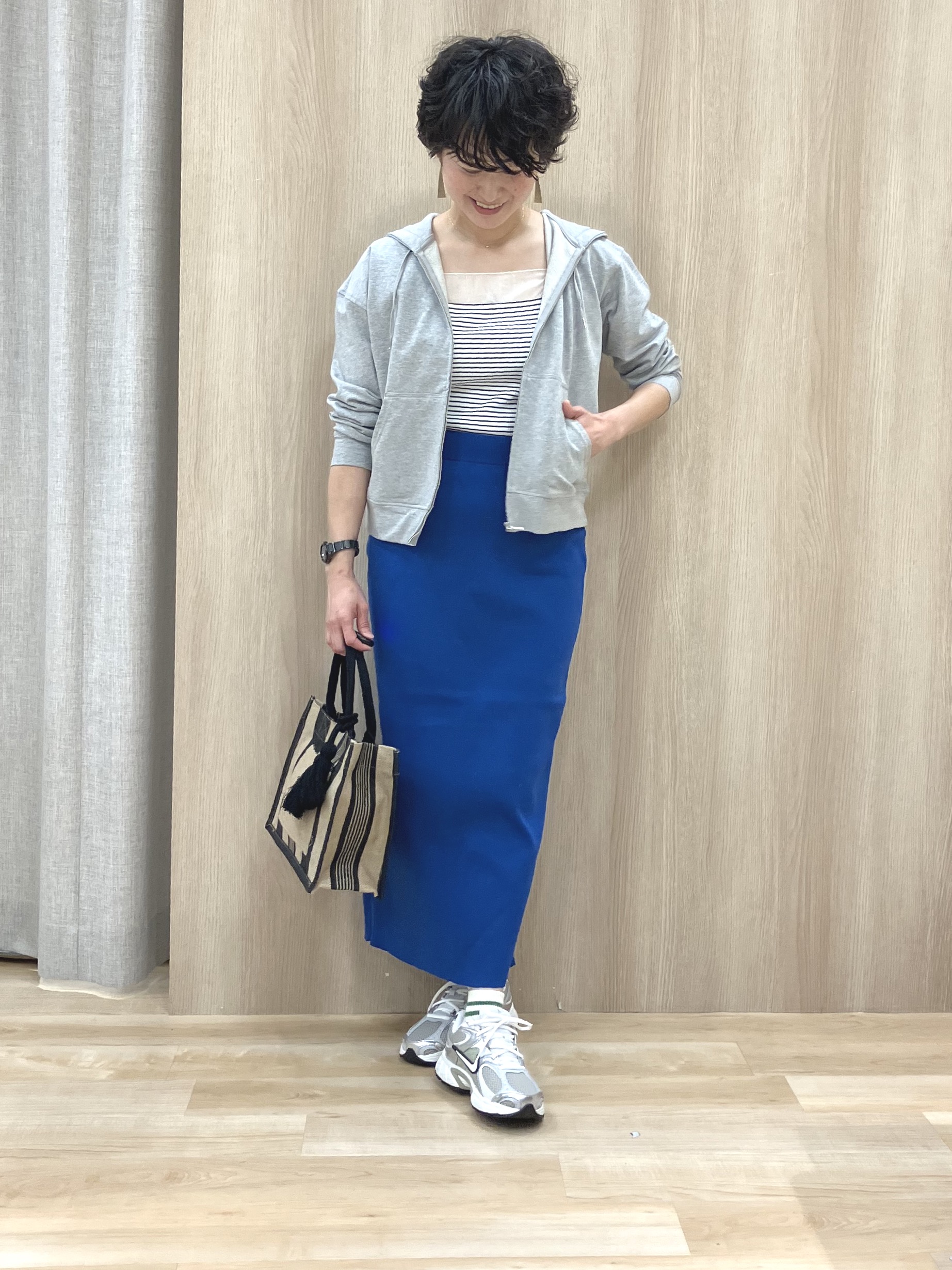 Keiさんの「grove｜【貴島明日香さん着用／洗濯機OK】レイヤードにもおすすめ、軽やかクロップドニット」を使ったコーディネート