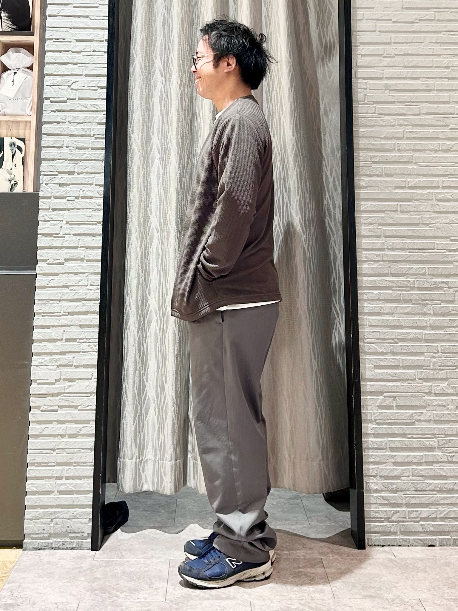 KENJI Iさんの「THE SHOP TK｜【2点セット】カーディガン＋半袖Tシャツ 洗濯機OK」を使ったコーディネート