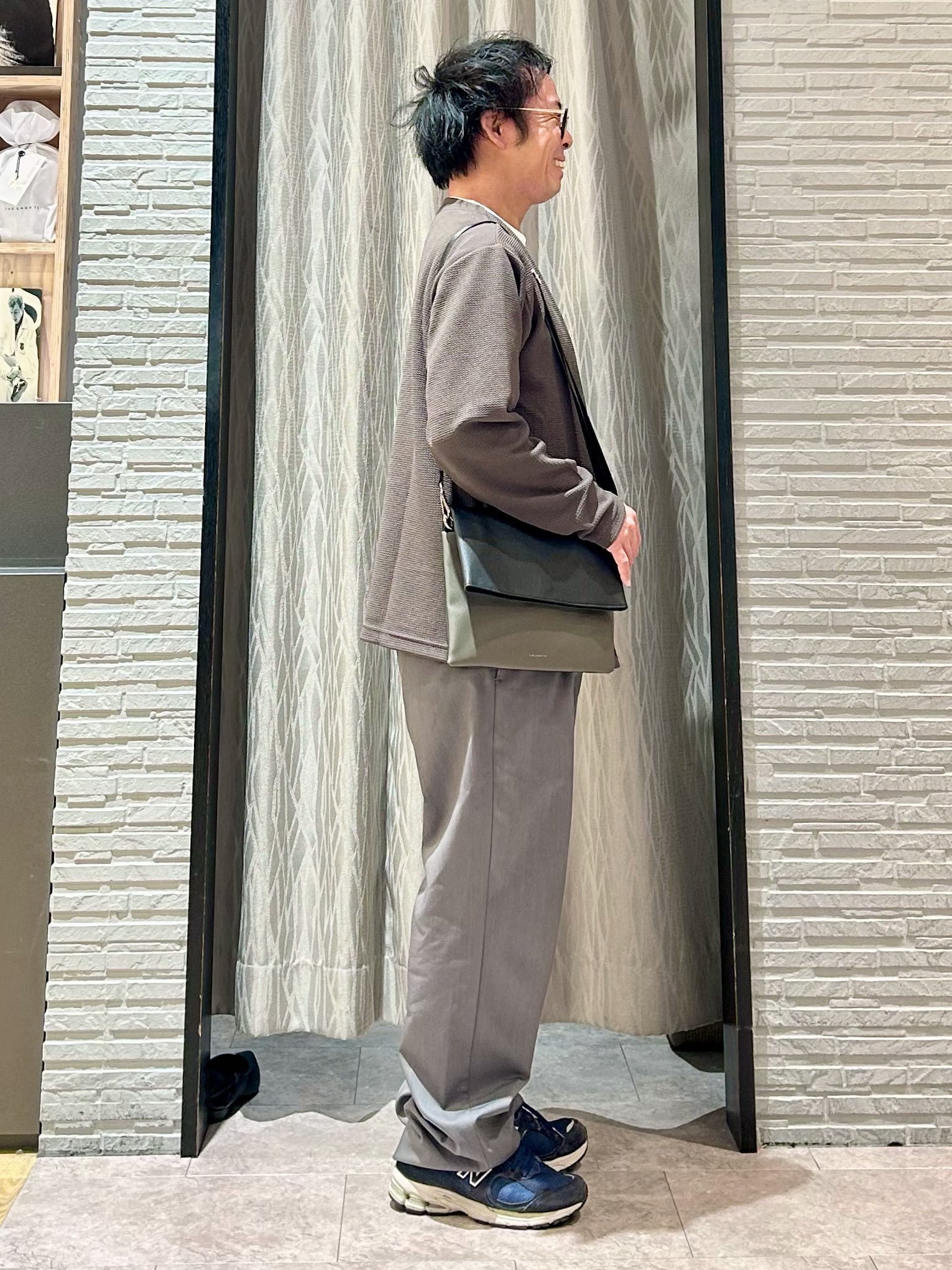 KENJI Iさんの「THE SHOP TK｜【2点セット】カーディガン＋半袖Tシャツ 洗濯機OK」を使ったコーディネート