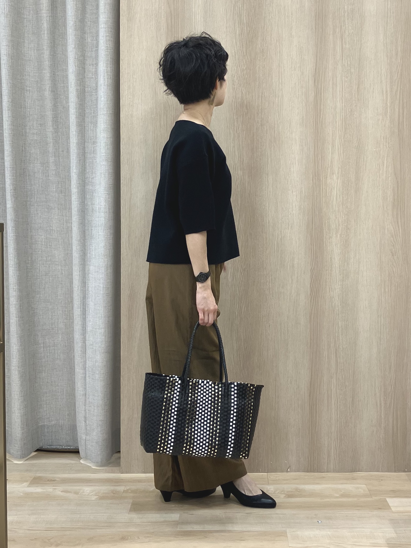 Keiさんの「grove｜【貴島明日香さん着用／洗濯機OK】レイヤードにもおすすめ、軽やかクロップドニット」を使ったコーディネート