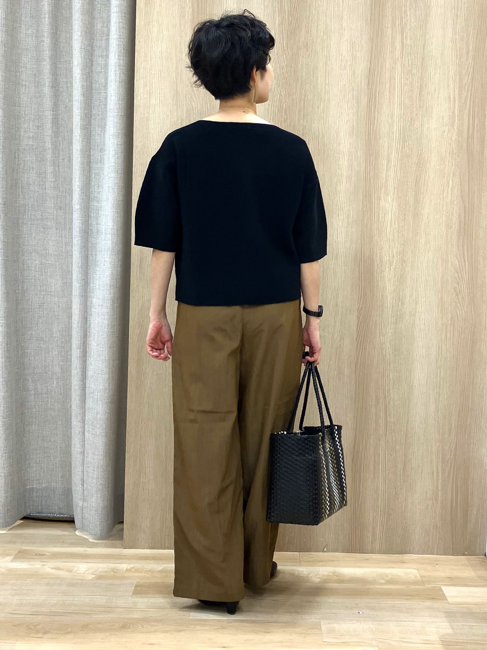 Keiさんの「grove｜【貴島明日香さん着用／洗濯機OK】レイヤードにもおすすめ、軽やかクロップドニット」を使ったコーディネート