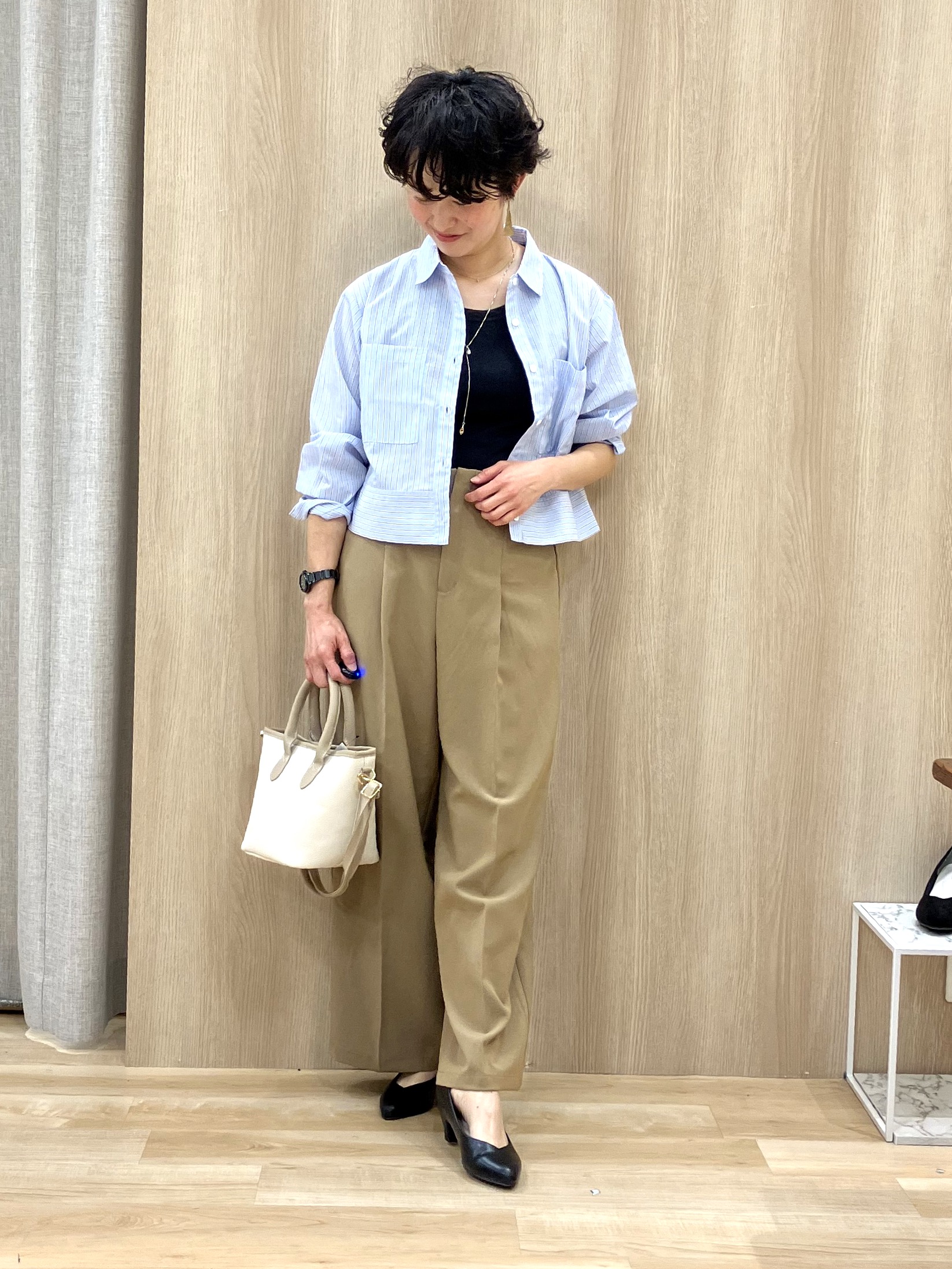 Keiさんの「grove｜【貴島明日香さん着用／イージーケア／接触冷感】麻混クロップドシャツ」を使ったコーディネート