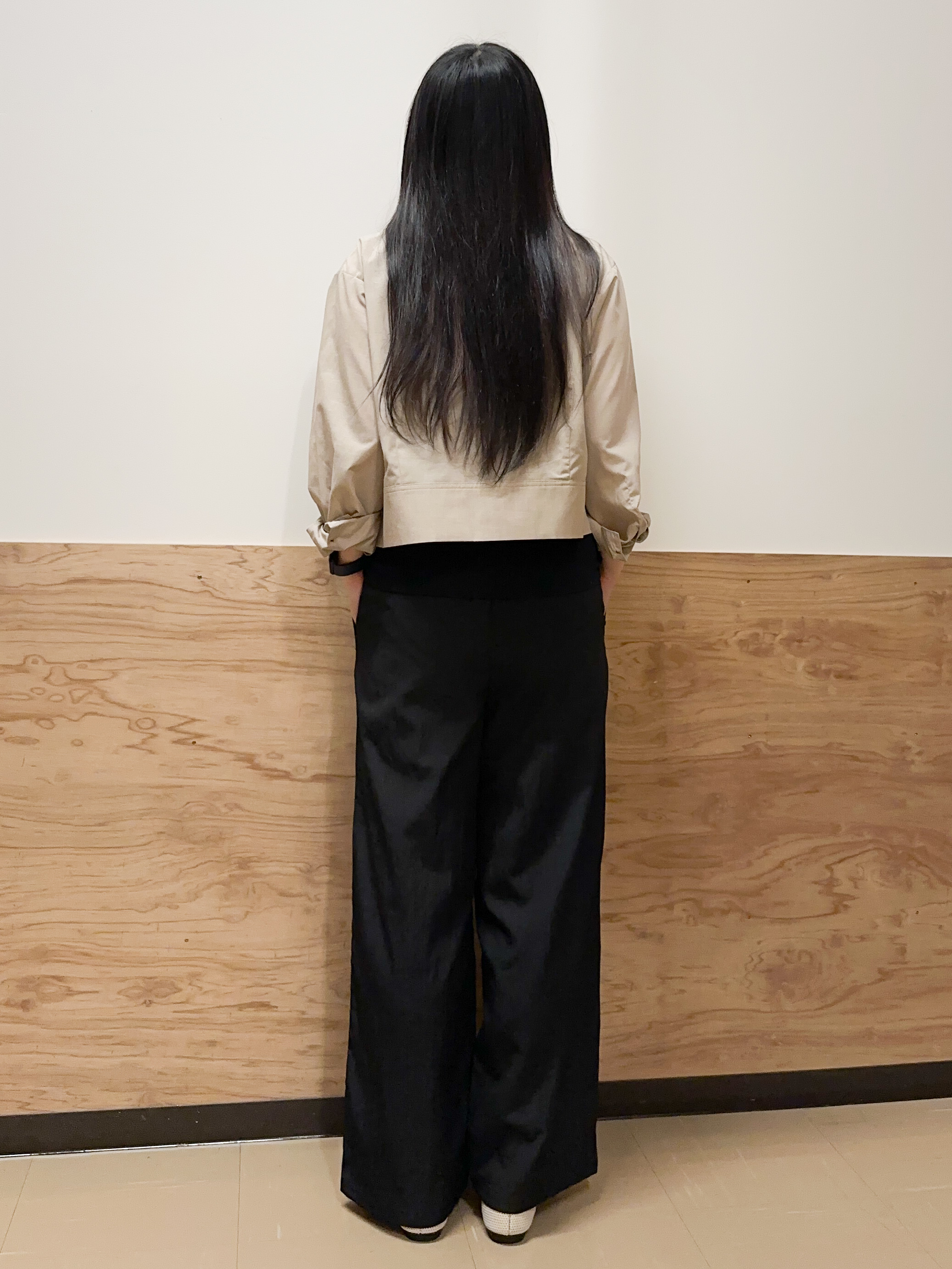 すーさんの「grove｜【貴島明日香さん着用／イージーケア／接触冷感】麻混クロップドシャツ」を使ったコーディネート