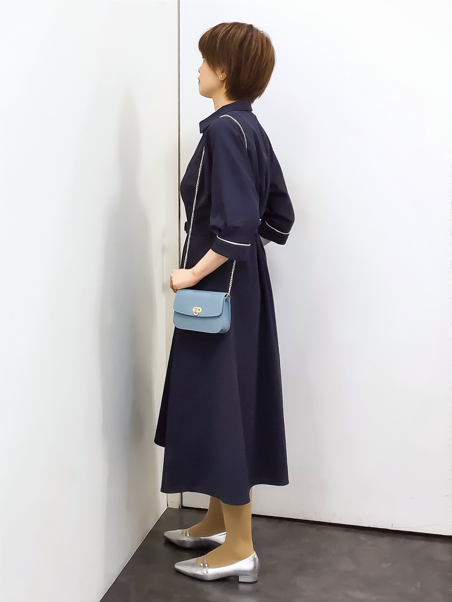 やまちゃんさんの「grove｜【貴島明日香さん着用・美シルエット】ウエストタック配色ワンピース」を使ったコーディネート