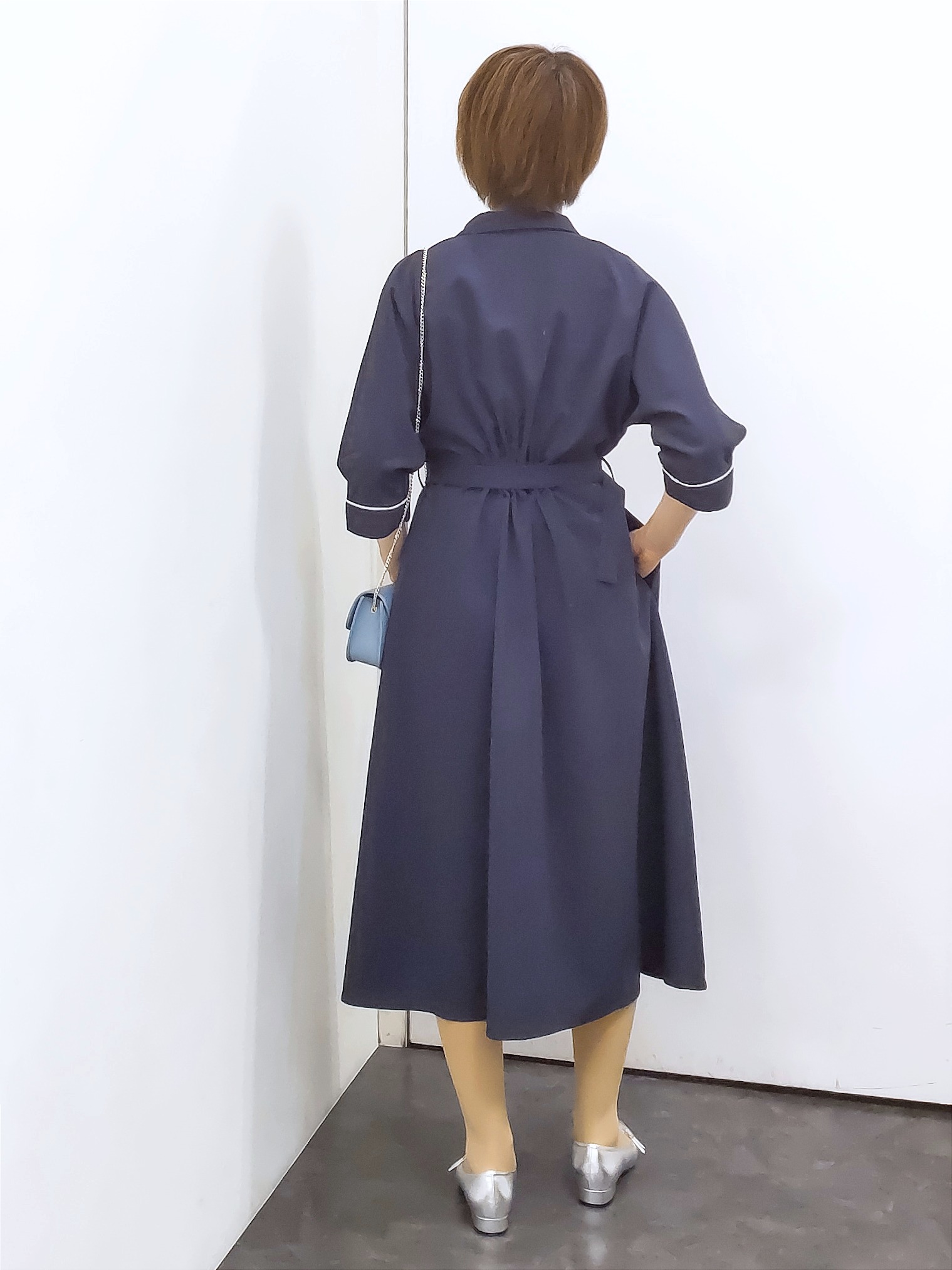 やまちゃんさんの「grove｜【貴島明日香さん着用・美シルエット】ウエストタック配色ワンピース」を使ったコーディネート