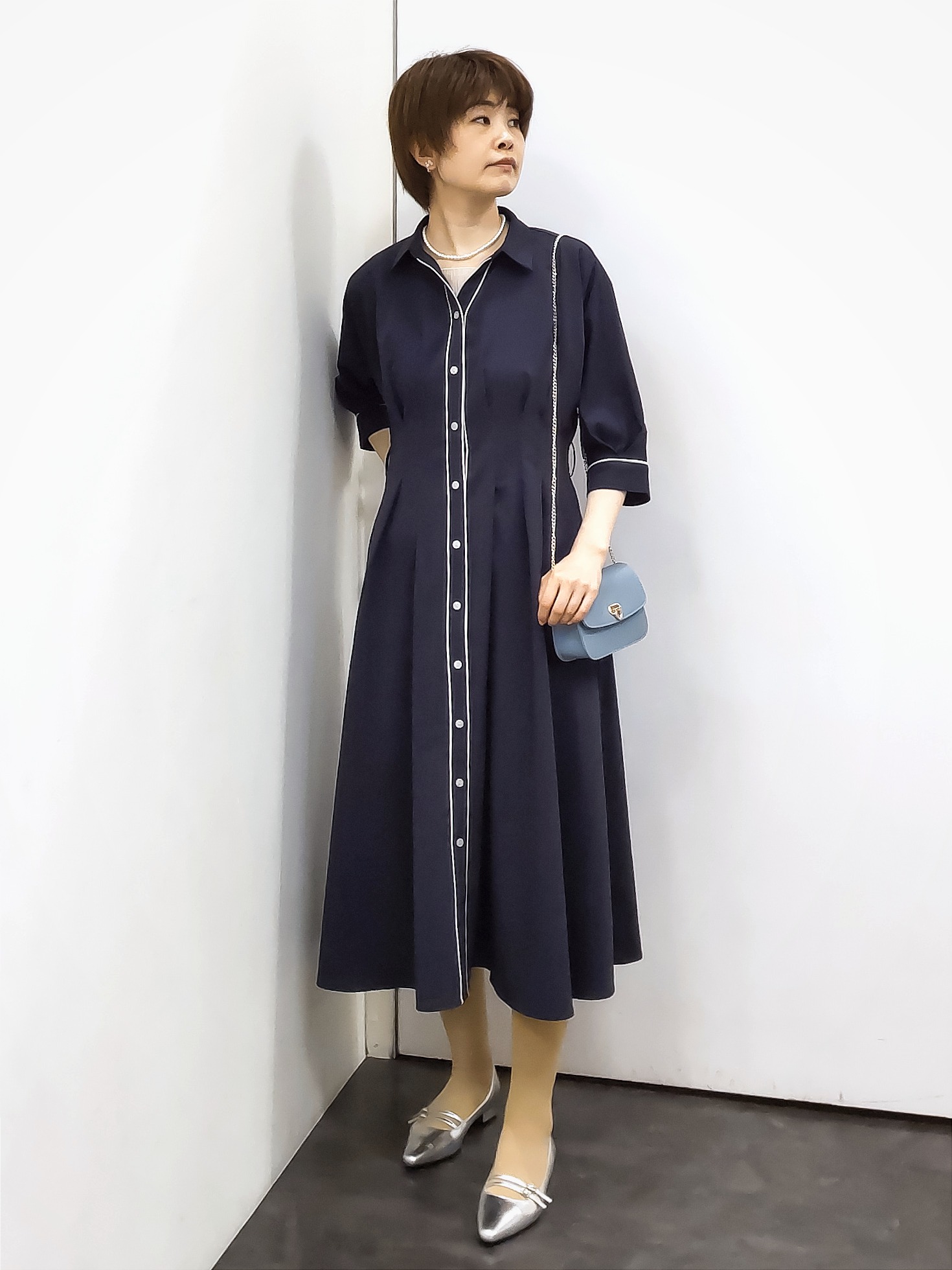 やまちゃんさんの「grove｜【貴島明日香さん着用・美シルエット】ウエストタック配色ワンピース」を使ったコーディネート