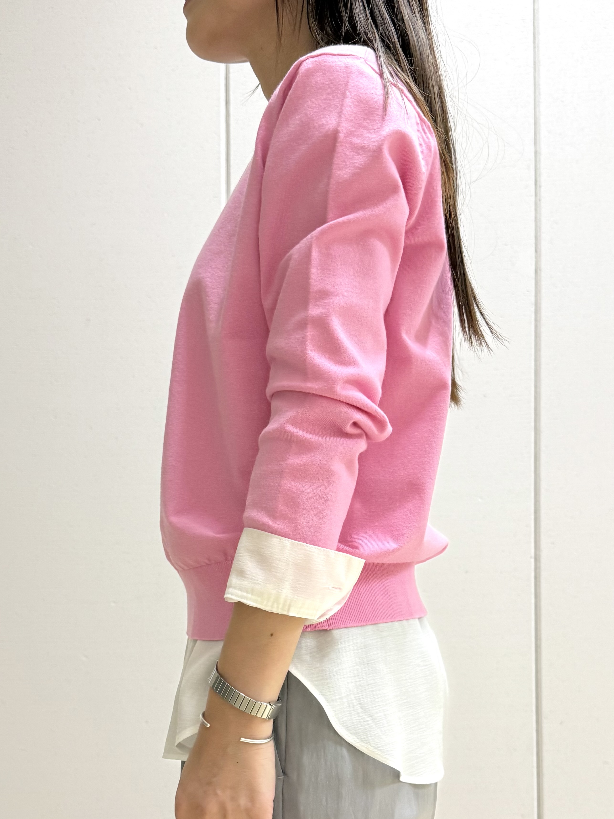 mamiさんの「INDIVI｜【洗える／アンサンブル可能】シンプルデザインニット」を使ったコーディネート