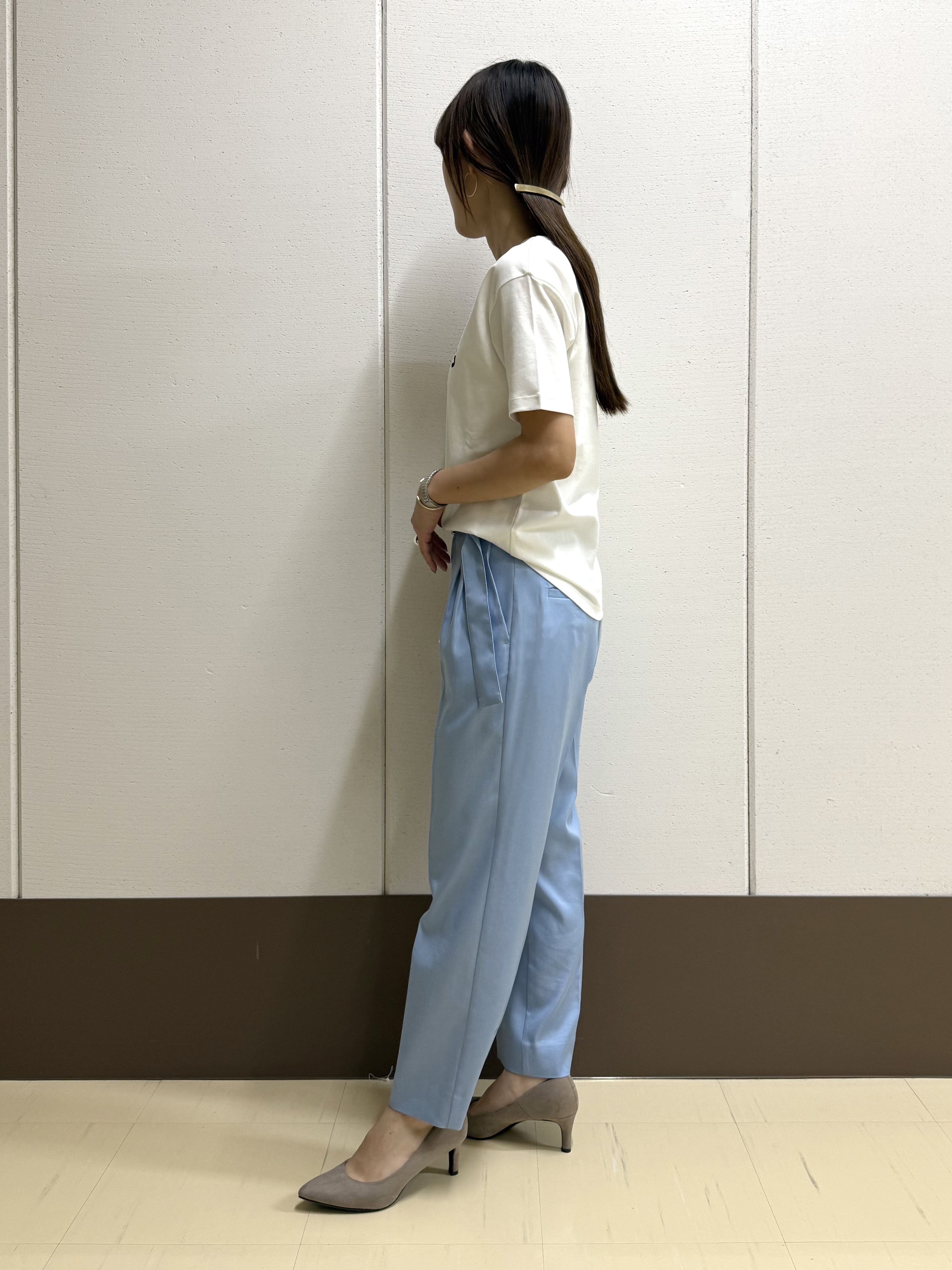 mamiさんの「INDIVI｜【UVケア／選べるグラフィック】スムースジャージTシャツ」を使ったコーディネート