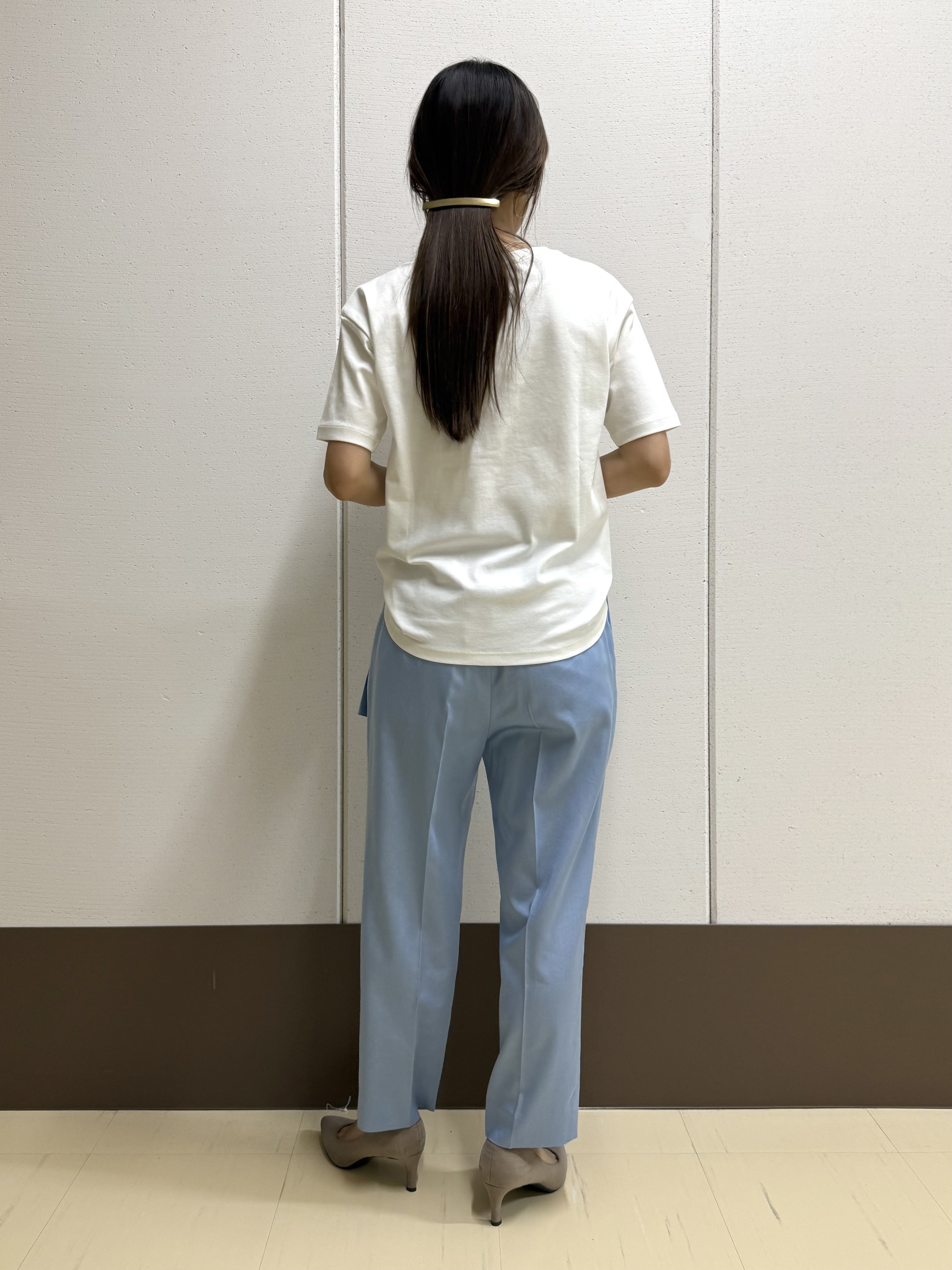 mamiさんの「INDIVI｜【UVケア／選べるグラフィック】スムースジャージTシャツ」を使ったコーディネート