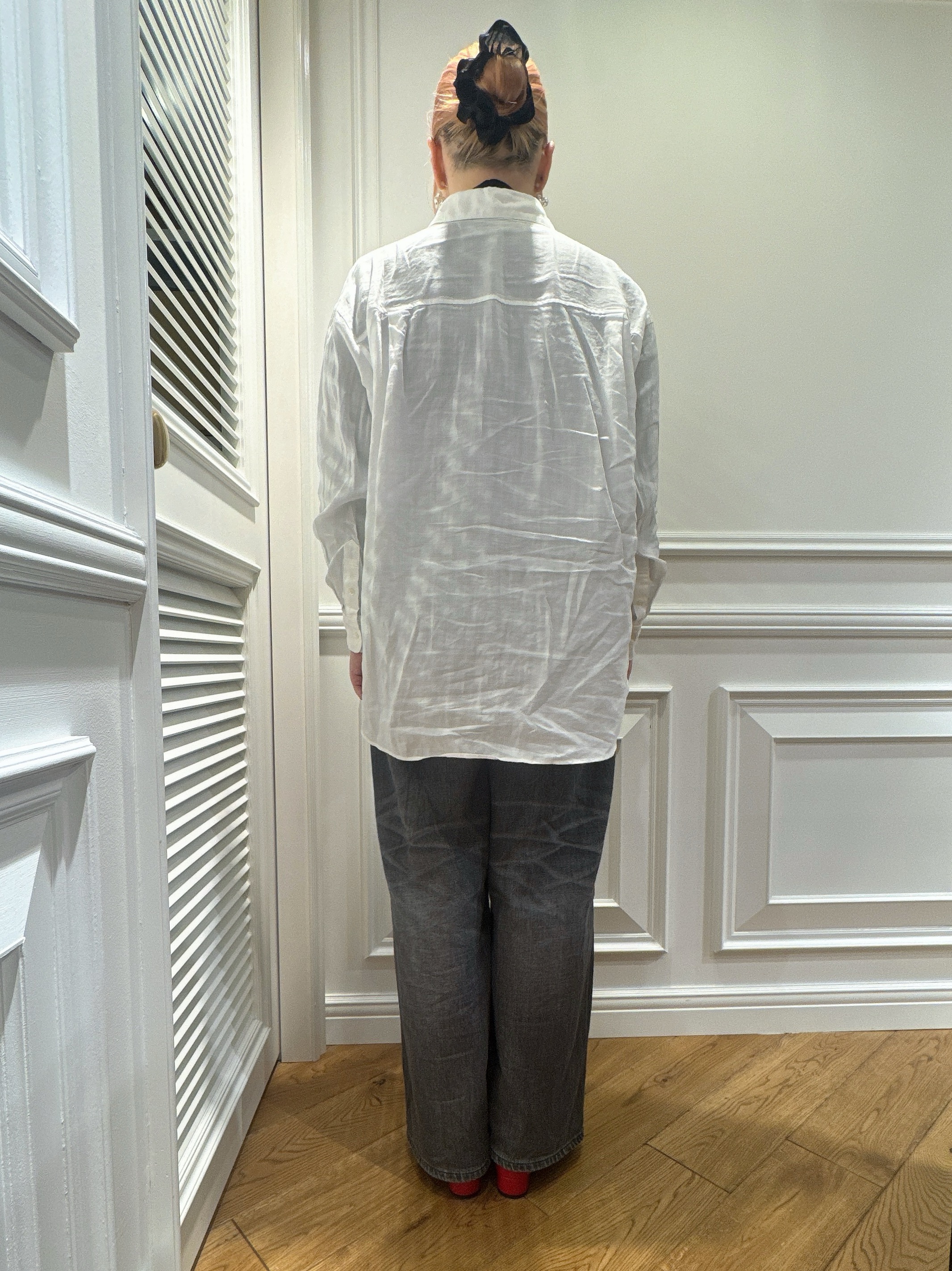 なかもとあきさんの「DRESSTERIOR｜【人気定番/ウォッシャブル】ガーメントダイラミーシャツ」を使ったコーディネート