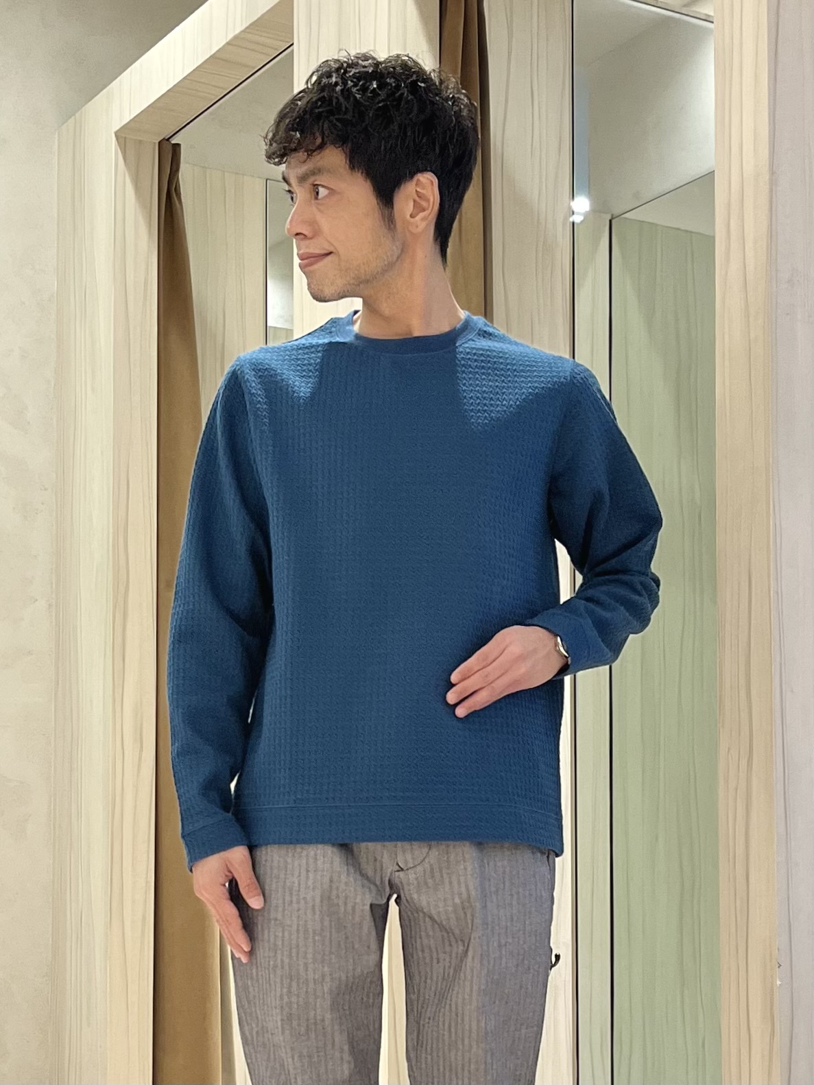 URAさんの「TAKEO KIKUCHI｜【ON／OFF兼用】CARREMANファブリック ノーカラージャケット」を使ったコーディネート