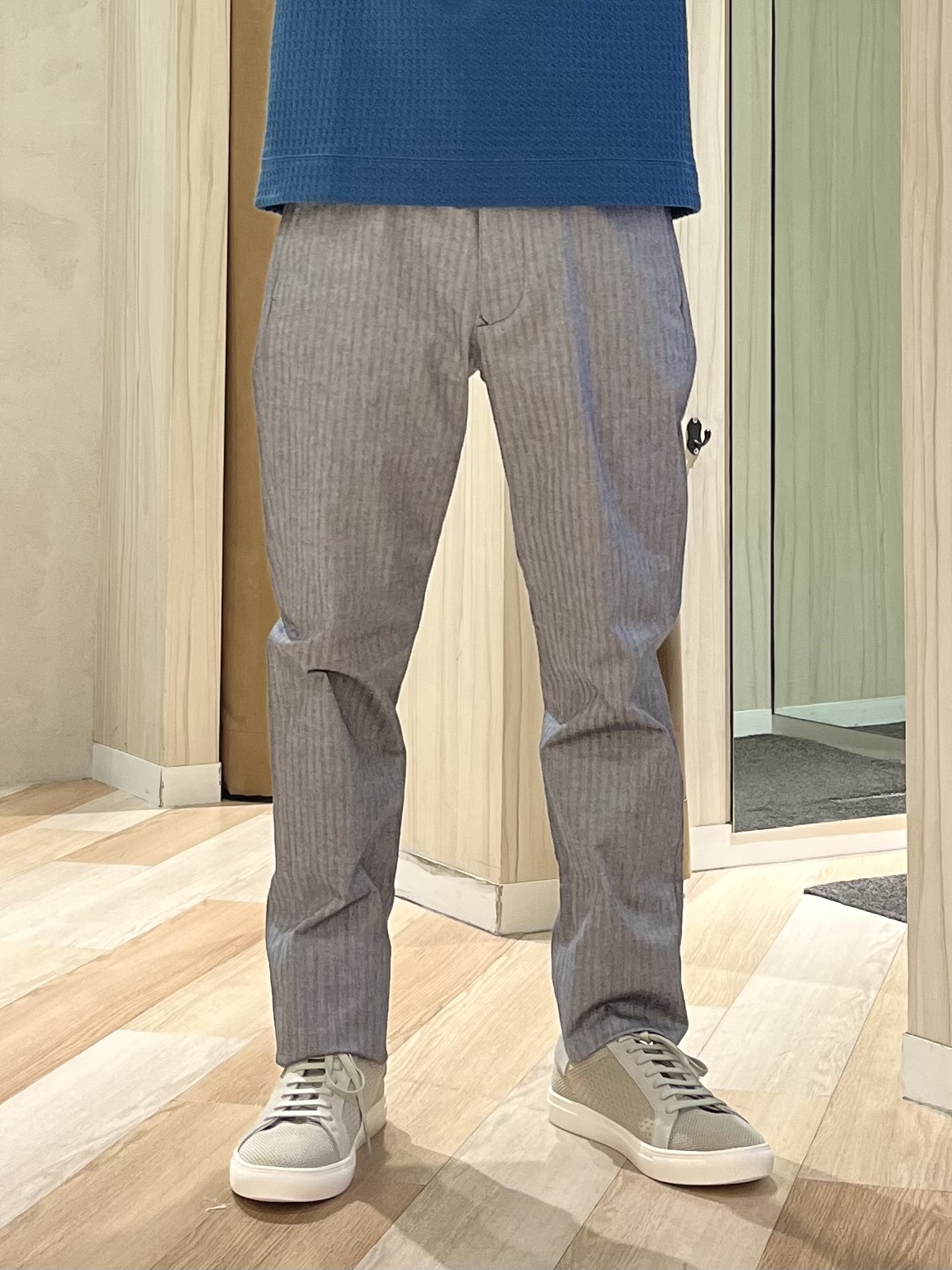 URAさんの「TAKEO KIKUCHI｜【ON／OFF兼用】CARREMANファブリック ノーカラージャケット」を使ったコーディネート