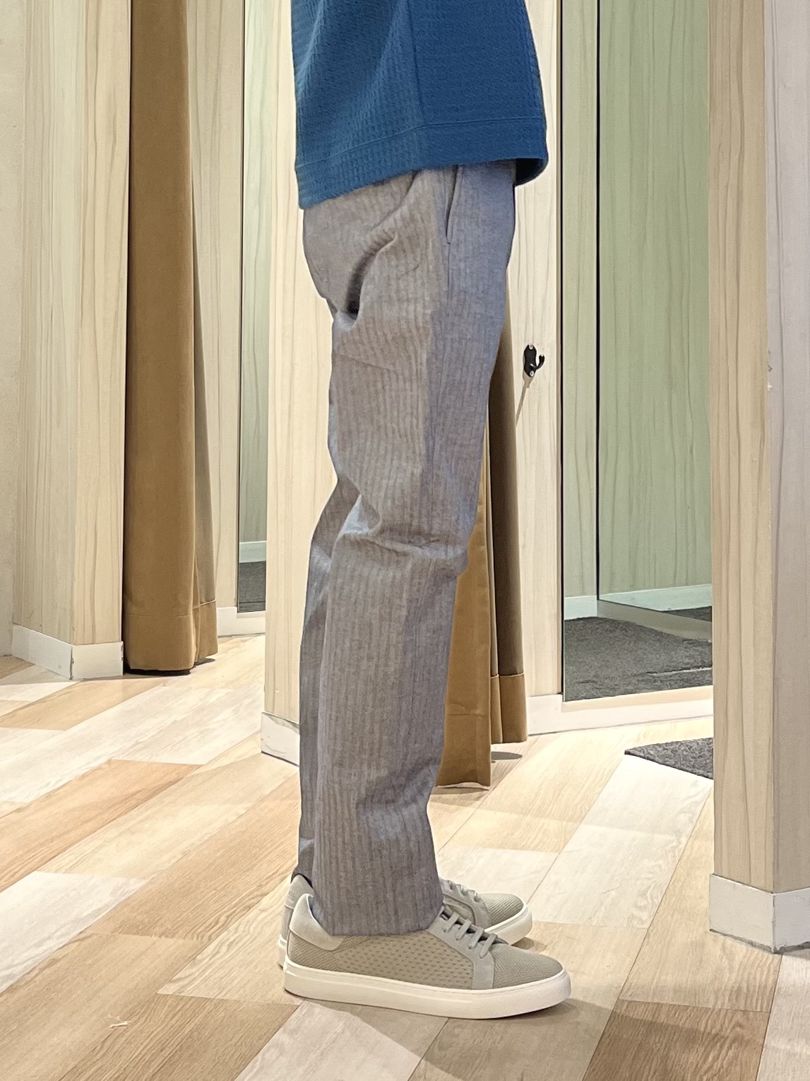 URAさんの「TAKEO KIKUCHI｜【ON／OFF兼用】CARREMANファブリック ノーカラージャケット」を使ったコーディネート