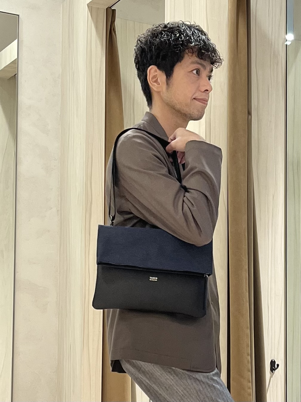 URAさんの「TAKEO KIKUCHI｜【ON／OFF兼用】CARREMANファブリック ノーカラージャケット」を使ったコーディネート