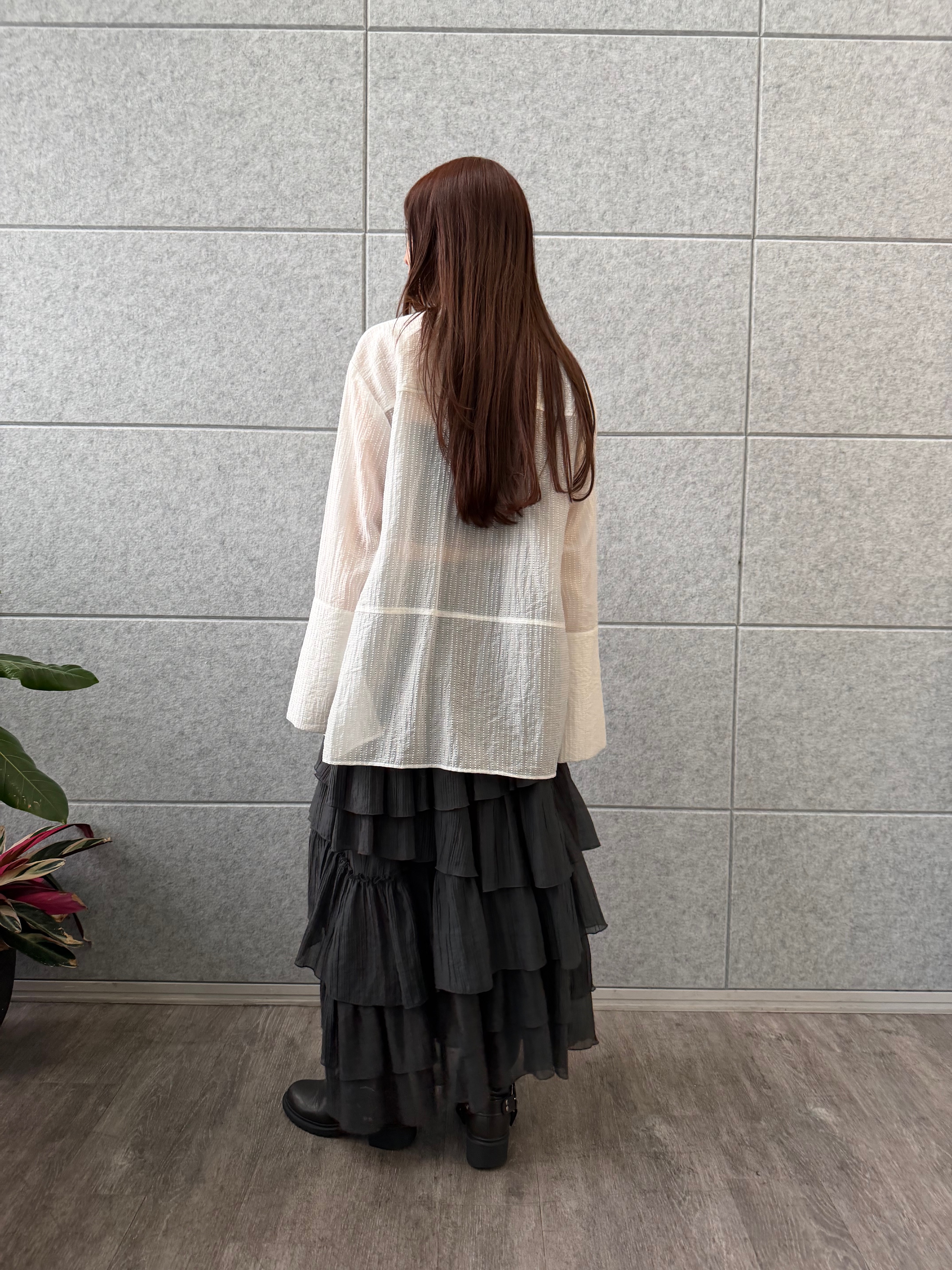 kanamiさんの「CODE A｜point neck ribbon shirts」を使ったコーディネート