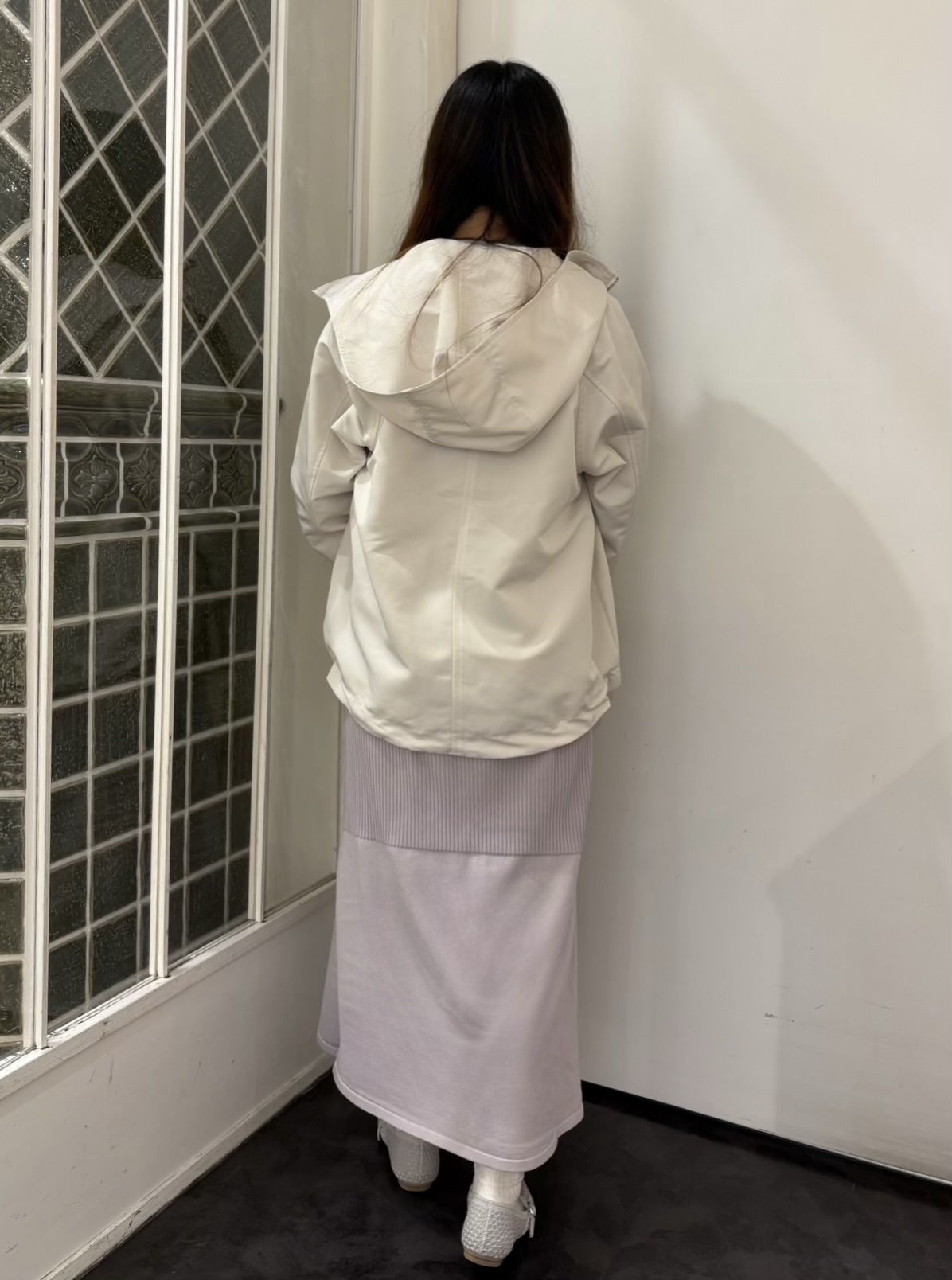 なるみんさんの「grove｜【貴島明日香さん着用】【撥水】きれいめに着こなせるマウンテンパーカ」を使ったコーディネート