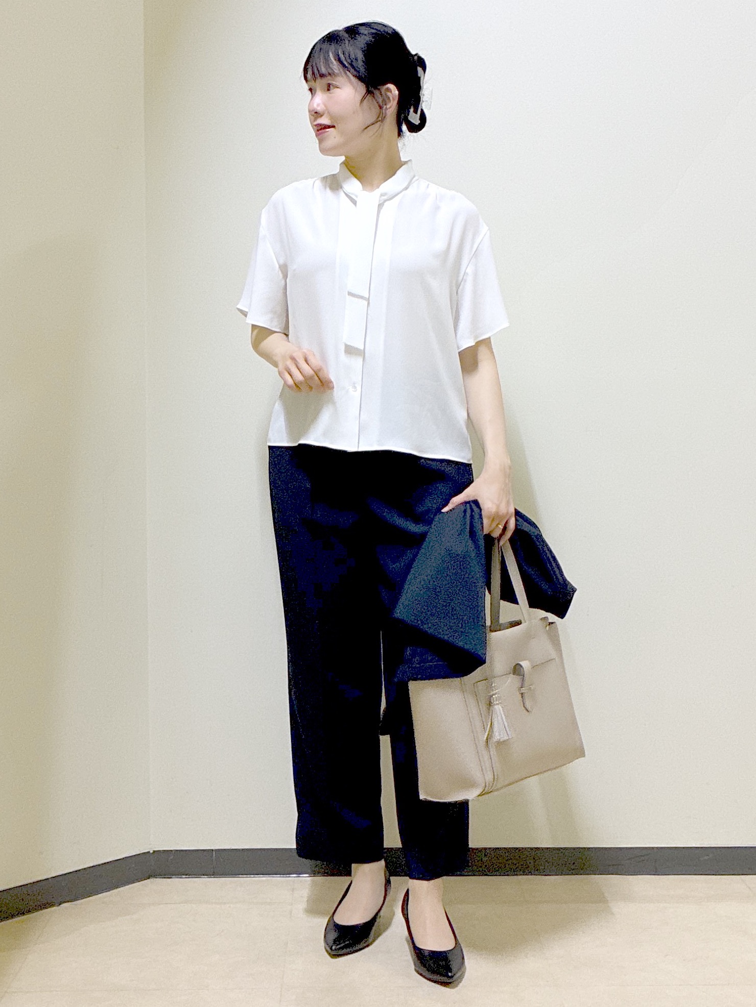  beni_gingerさんの「Reflect｜【マシンウォッシュ可】フレアスリーブボウタイブラウス」を使ったコーディネート