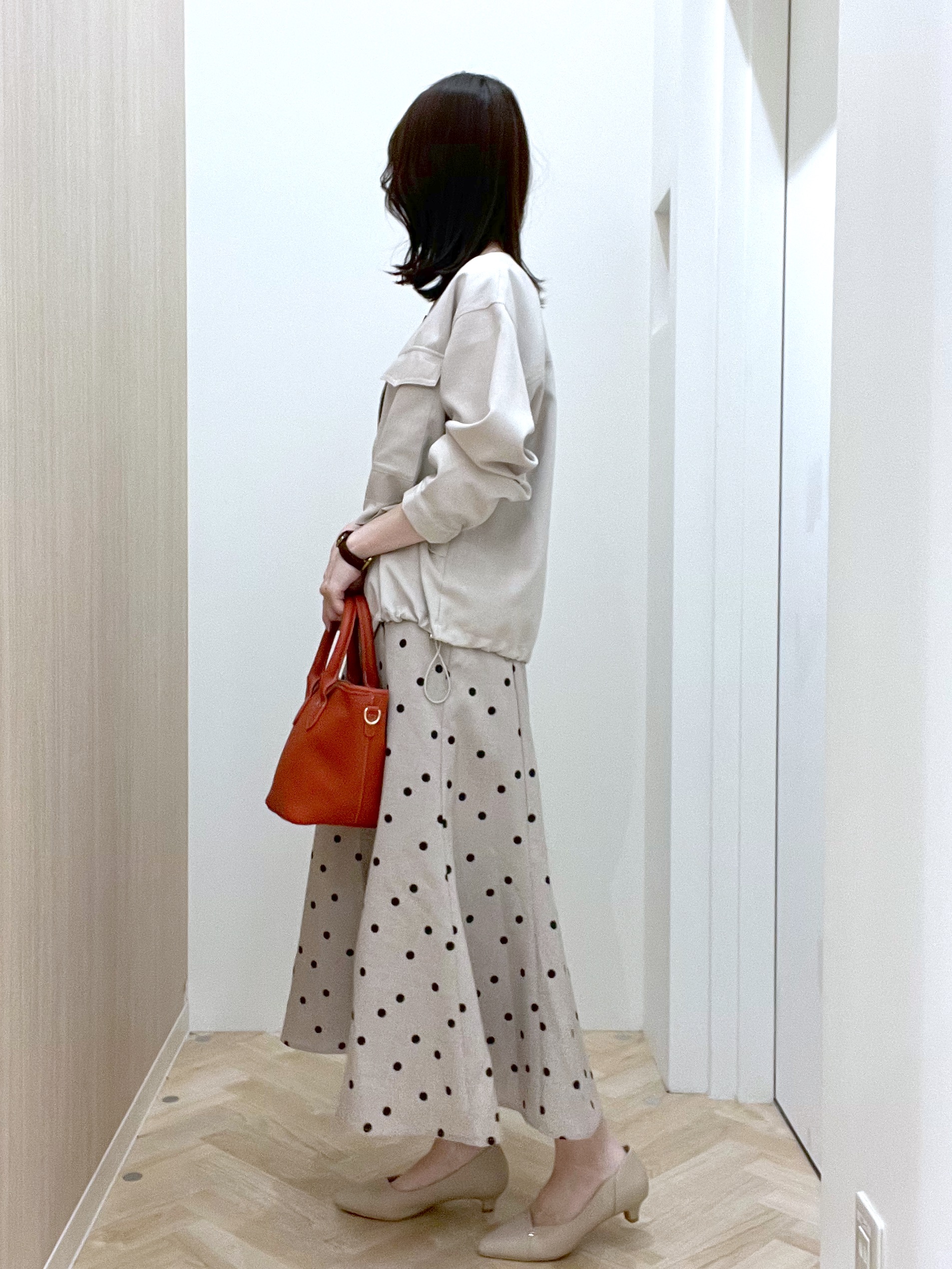  おまつさんの「grove｜【貴島明日香さん着用・洗える】麻調ノーカラーブルゾン」を使ったコーディネート