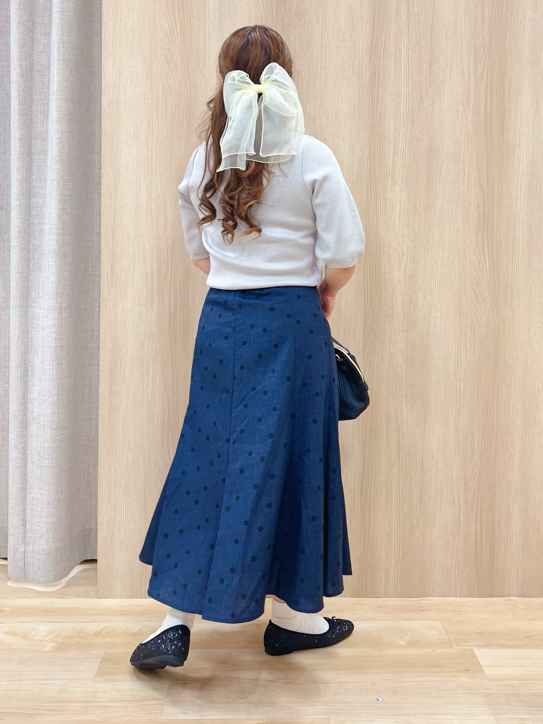 みことさんの「grove｜【シリーズ累計36万枚/UVカット・ひんやり・洗濯機OK】やわらかドライタッチ 五分袖クルーネックニ」を使ったコーディネート