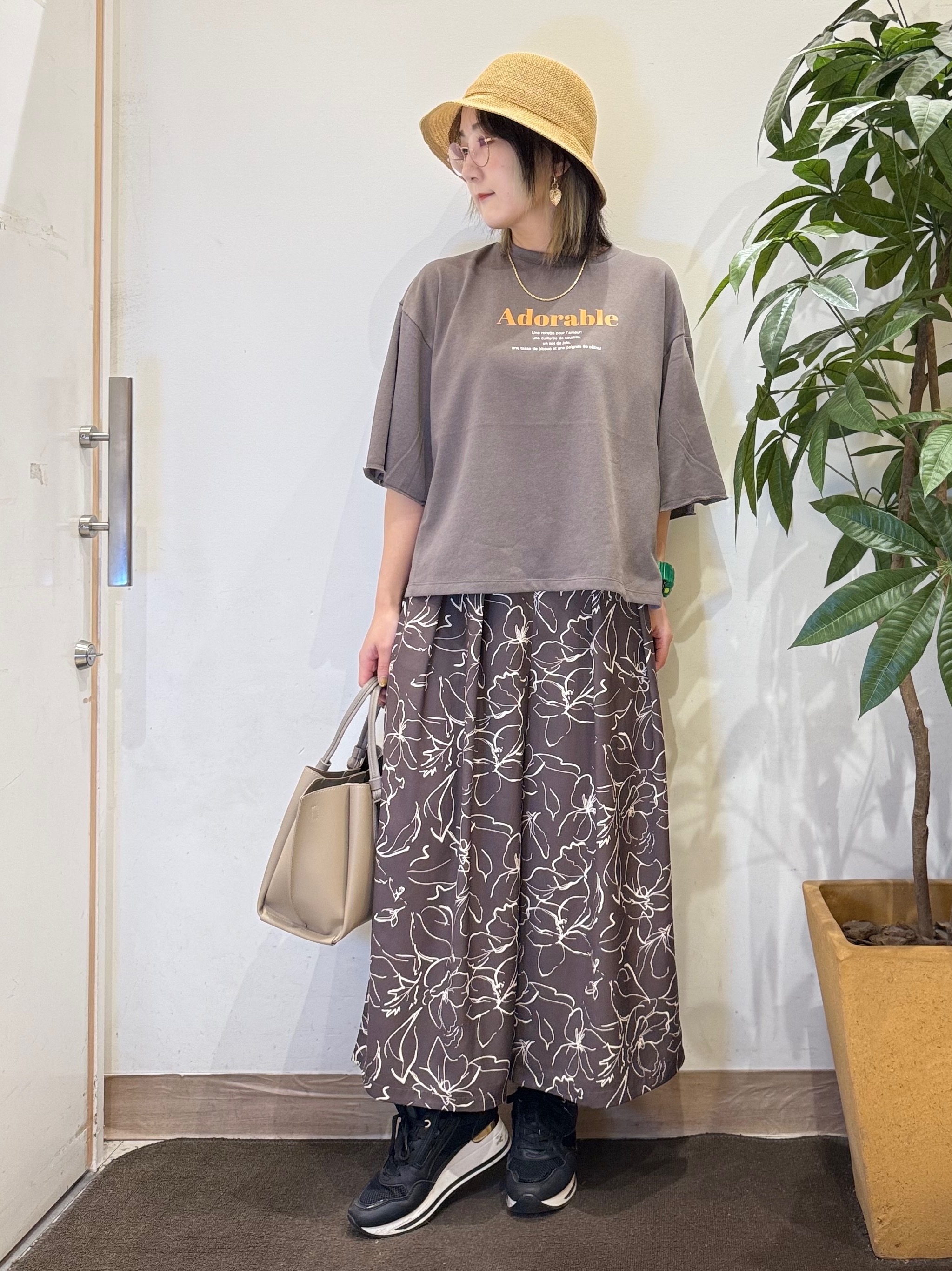misakiさんの「SHOO･LA･RUE｜【吸水速乾/抗菌防臭】サイズ調節も可能 ペーパーミックスバケハ」を使ったコーディネート