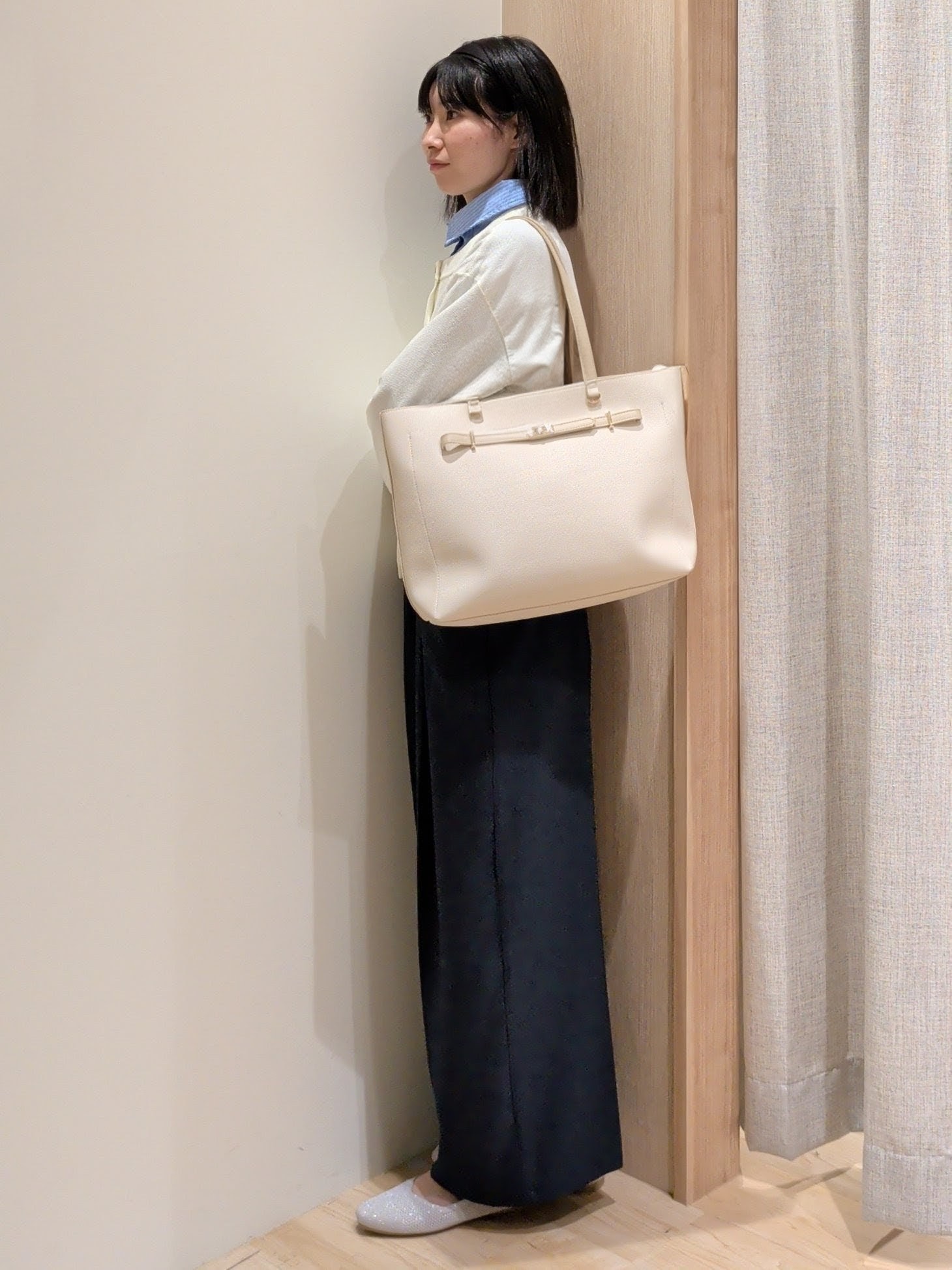 Yuiさんの「grove｜【貴島明日香さん着用】フロントポケットカーディガン」を使ったコーディネート