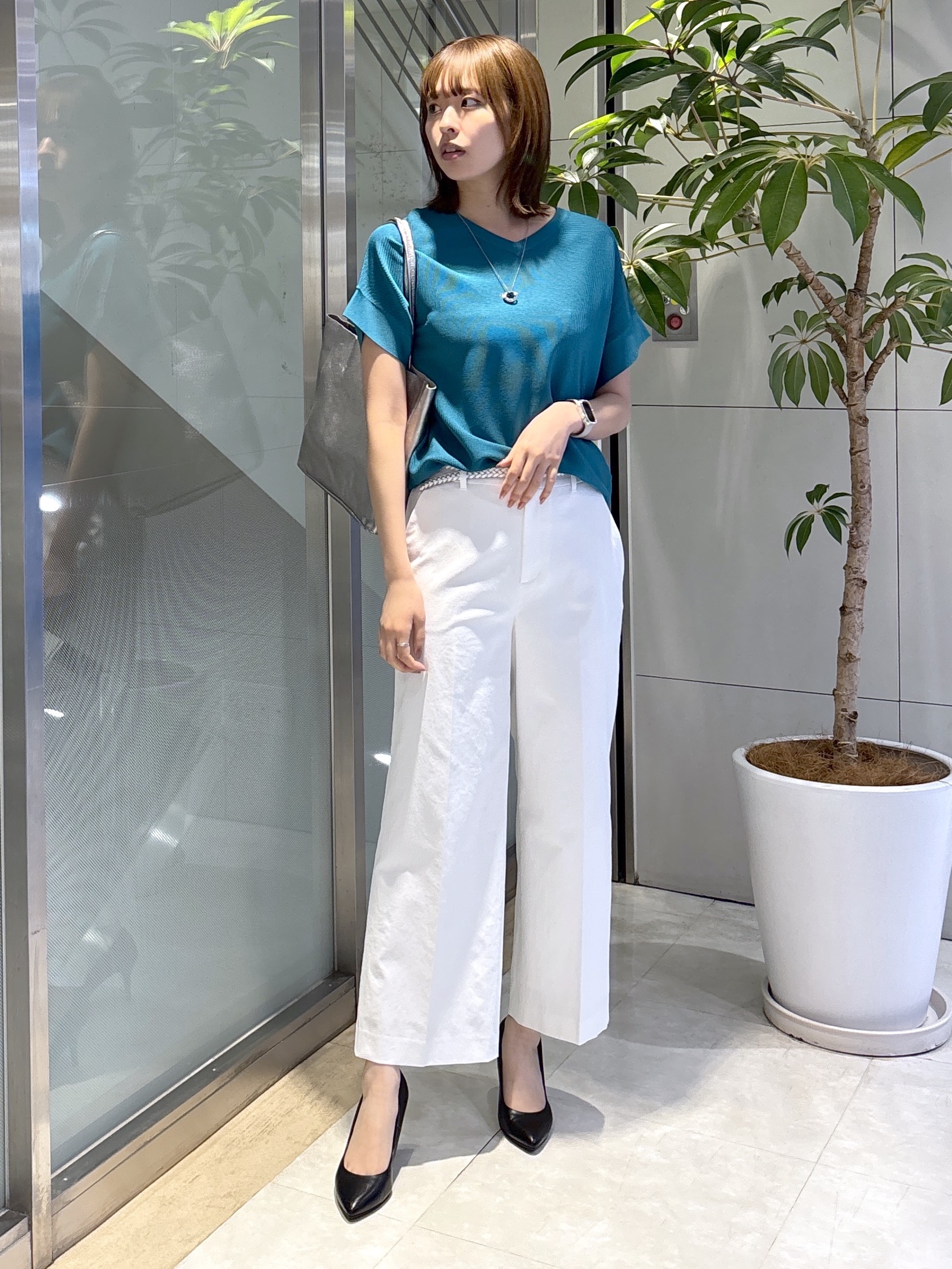 yukaさんの「UNTITLED｜【11色展開/体型カバー】前後2WAYフレンチスリーブニット」を使ったコーディネート