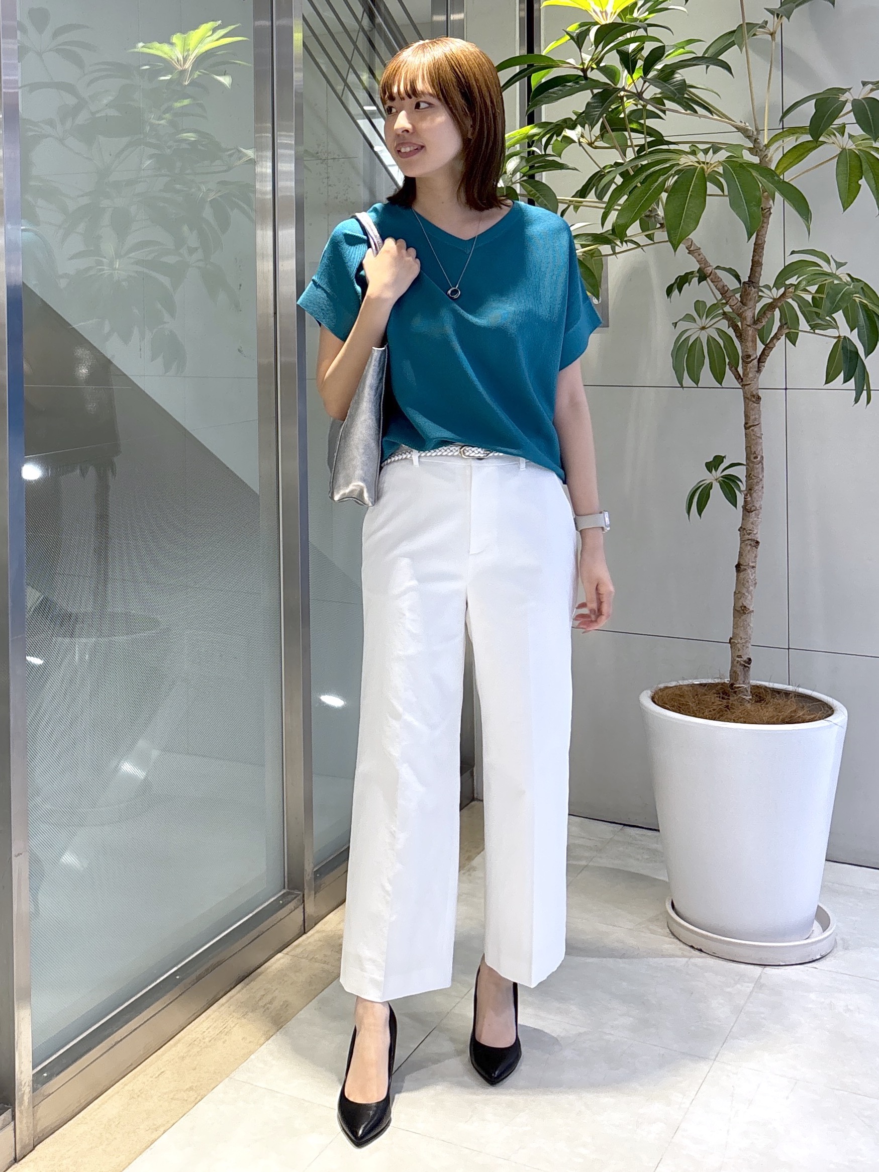 yukaさんの「UNTITLED｜【11色展開/体型カバー】前後2WAYフレンチスリーブニット」を使ったコーディネート