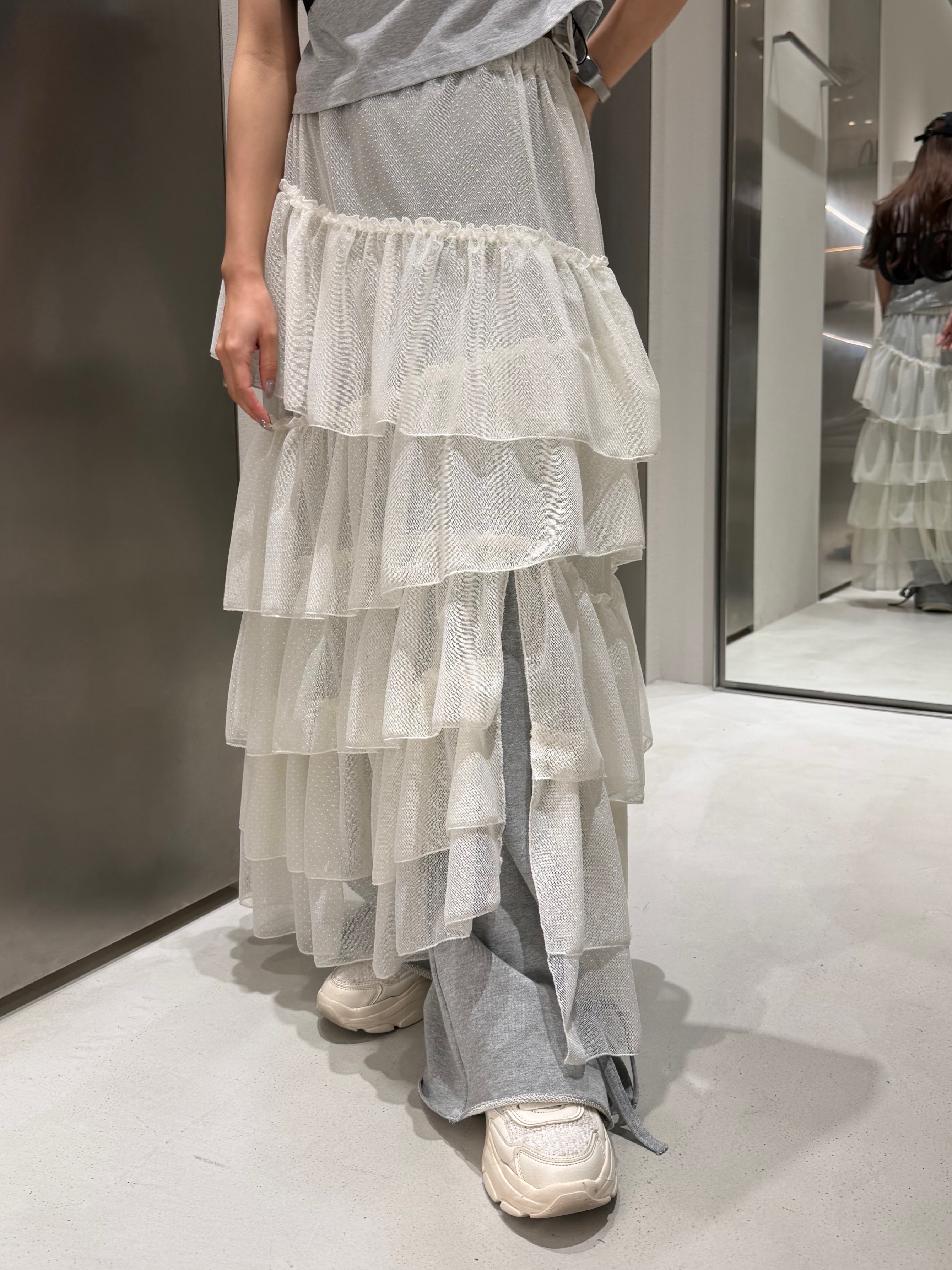kanamiさんの「CODE A｜M dramatic dot tulle skirt」を使ったコーディネート