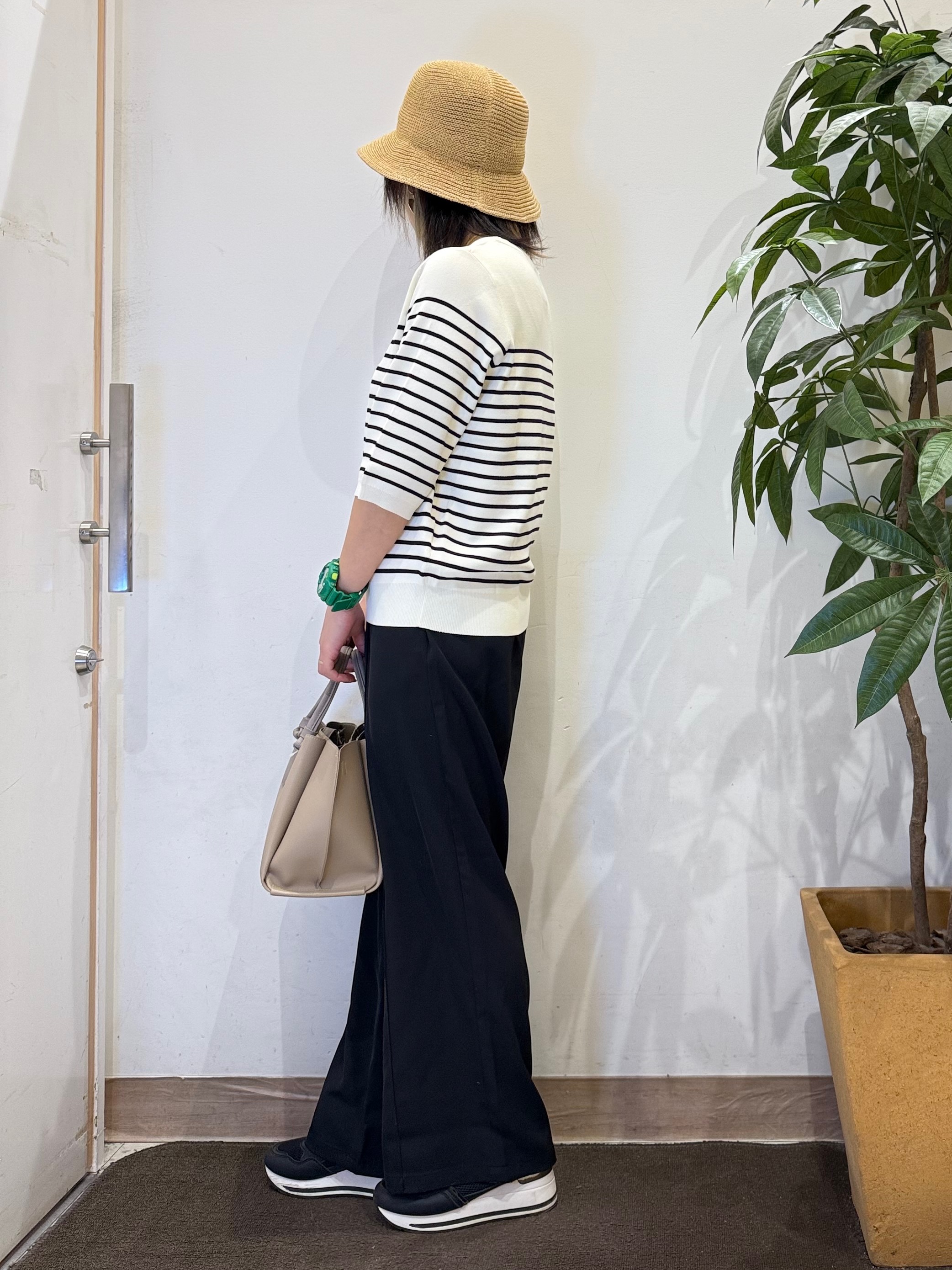 misakiさんの「SHOO･LA･RUE｜【毎日洗える/S-LL/ひんやり/UV】上半身すっきり 二の腕見せない5分袖ニット」を使ったコーディネート
